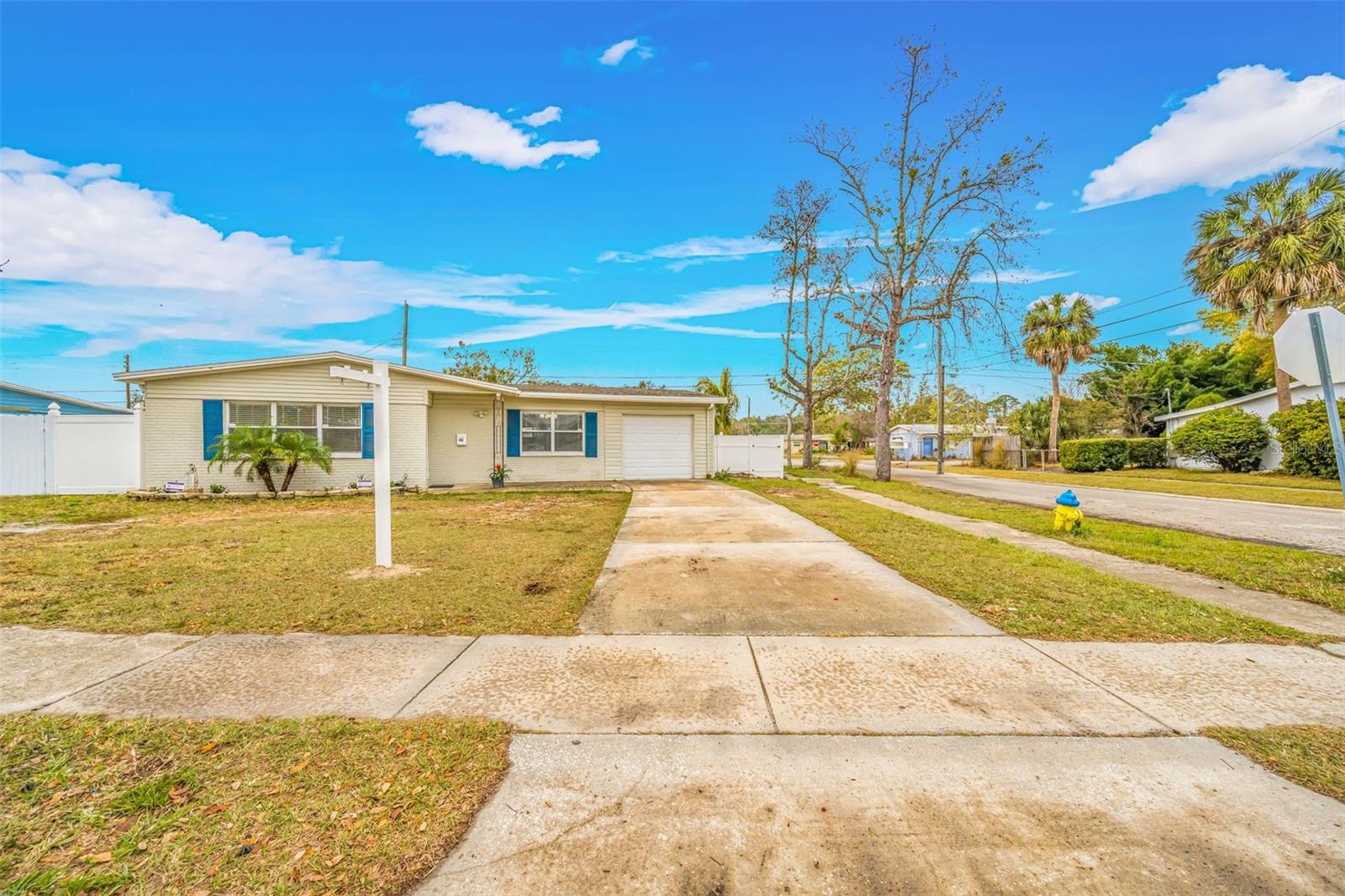 5810 TOWN N COUNTRY BLVD, TAMPA, FL, 33615