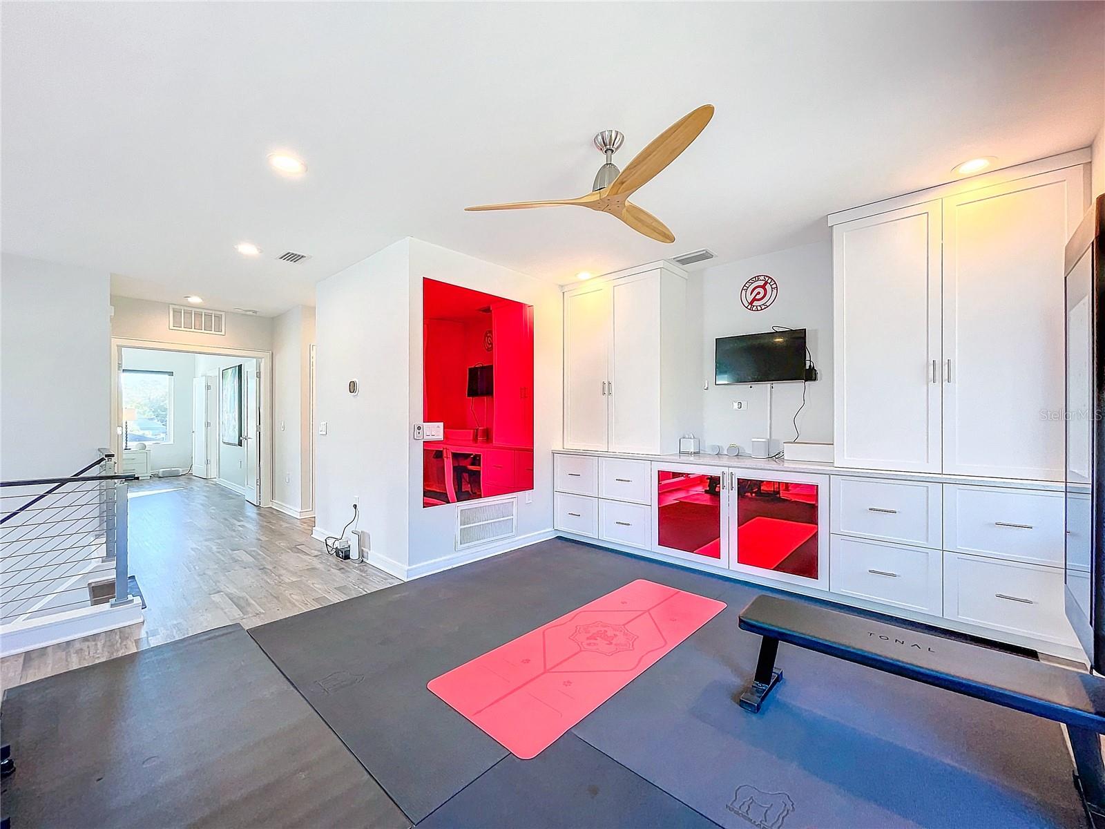 818 W ADALEE ST, TAMPA, FL, 33603