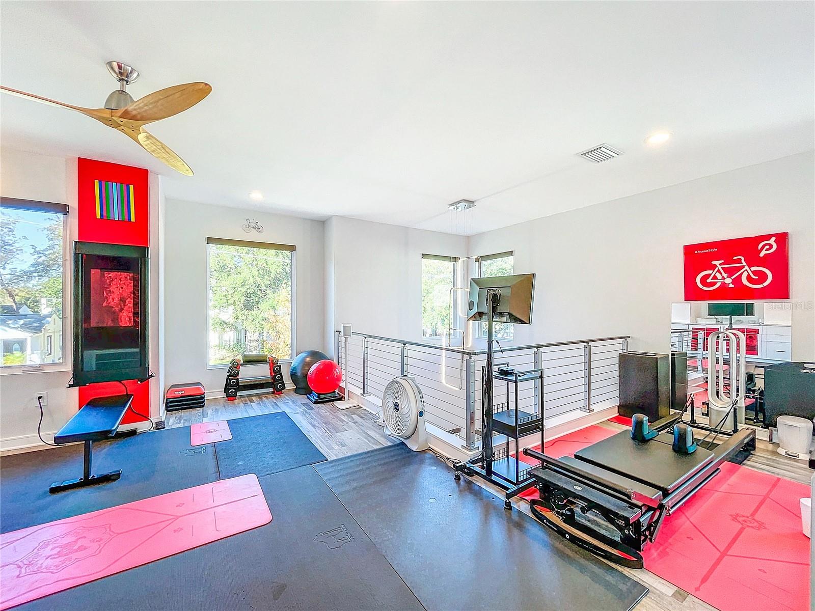 818 W ADALEE ST, TAMPA, FL, 33603