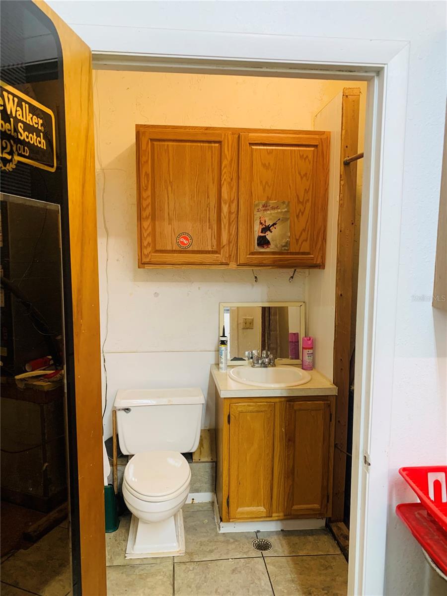 1401 S RIDGEWOOD (US 1) AVE #4, EDGEWATER, FL, 32132
