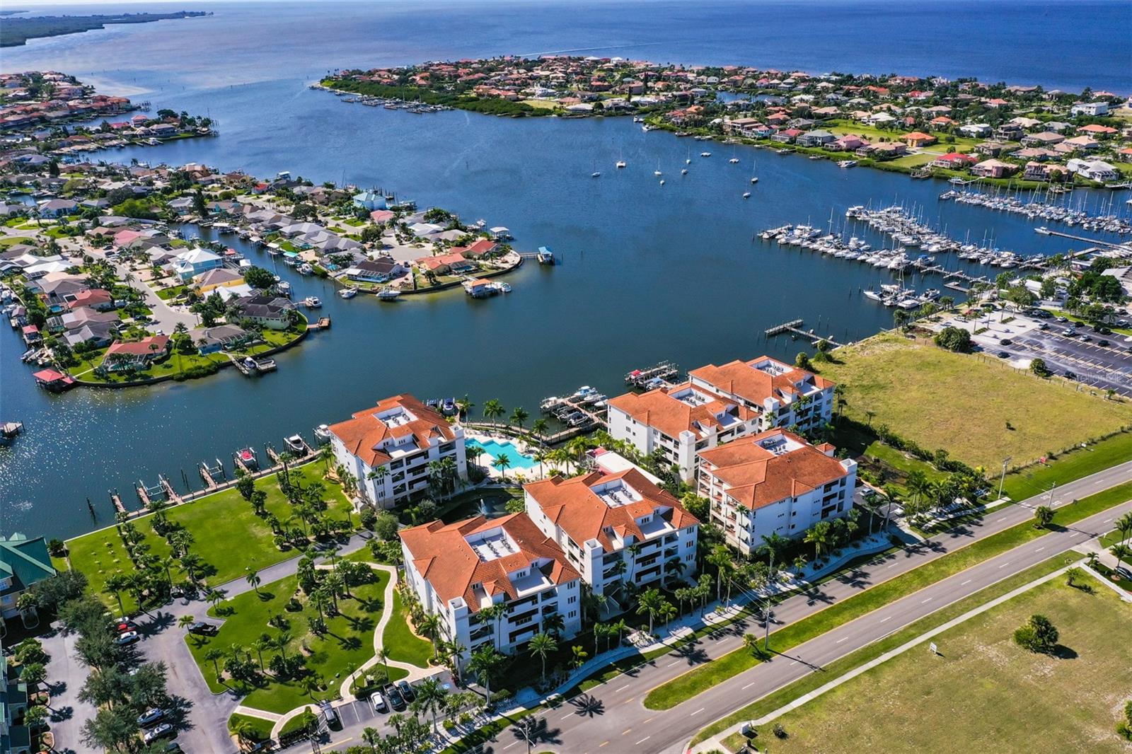 1030 BELLASOL WAY #402, APOLLO BEACH, FL, 33572