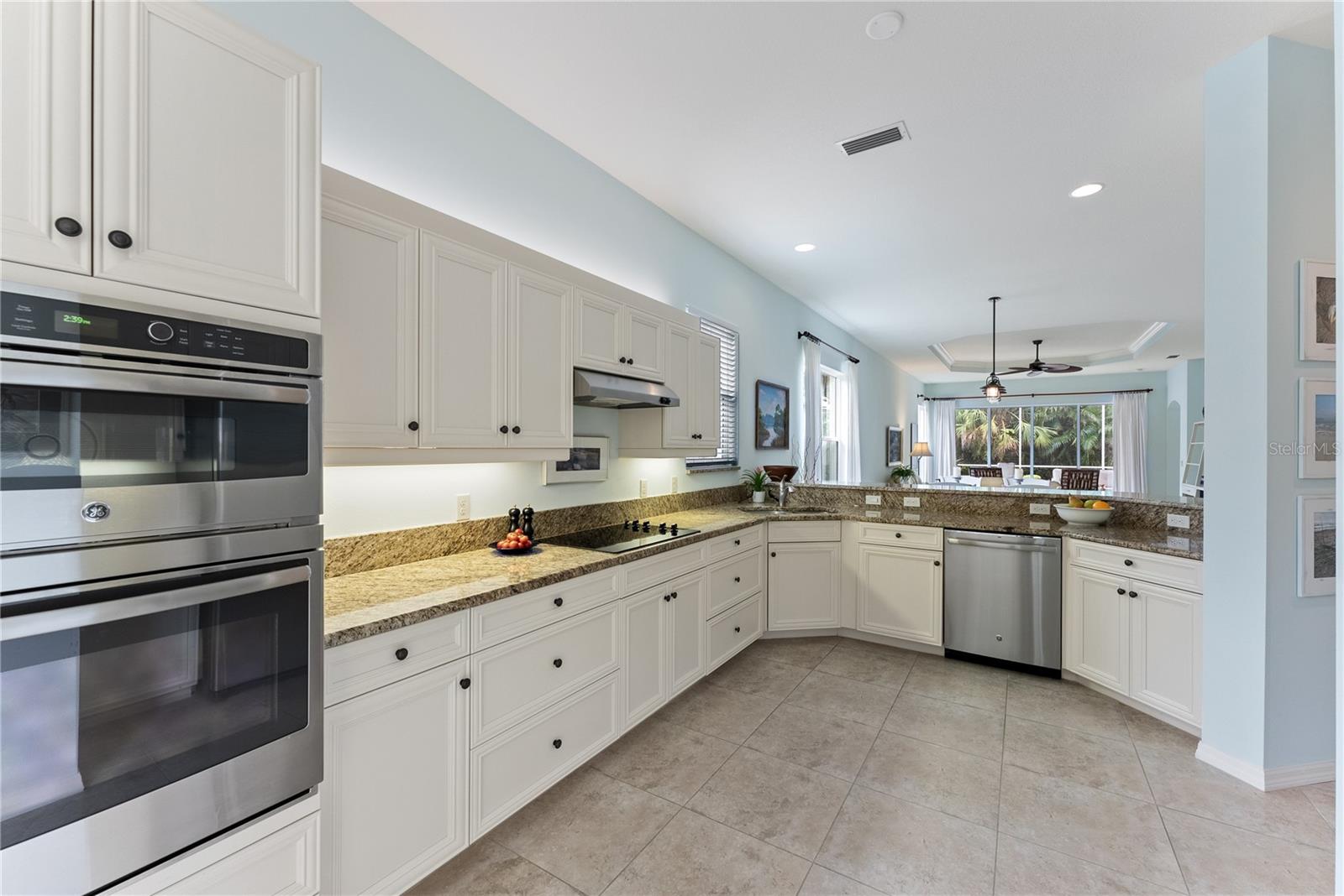 11053 BARNSLEY DR, VENICE, FL, 34293