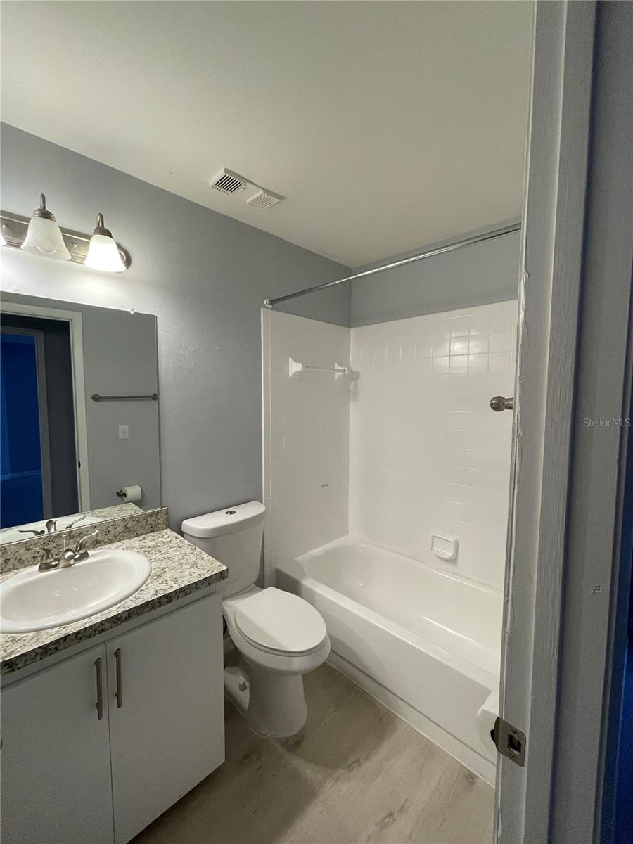 2568 WOODGATE BOULEVARD #206, ORLANDO, FL, 32822