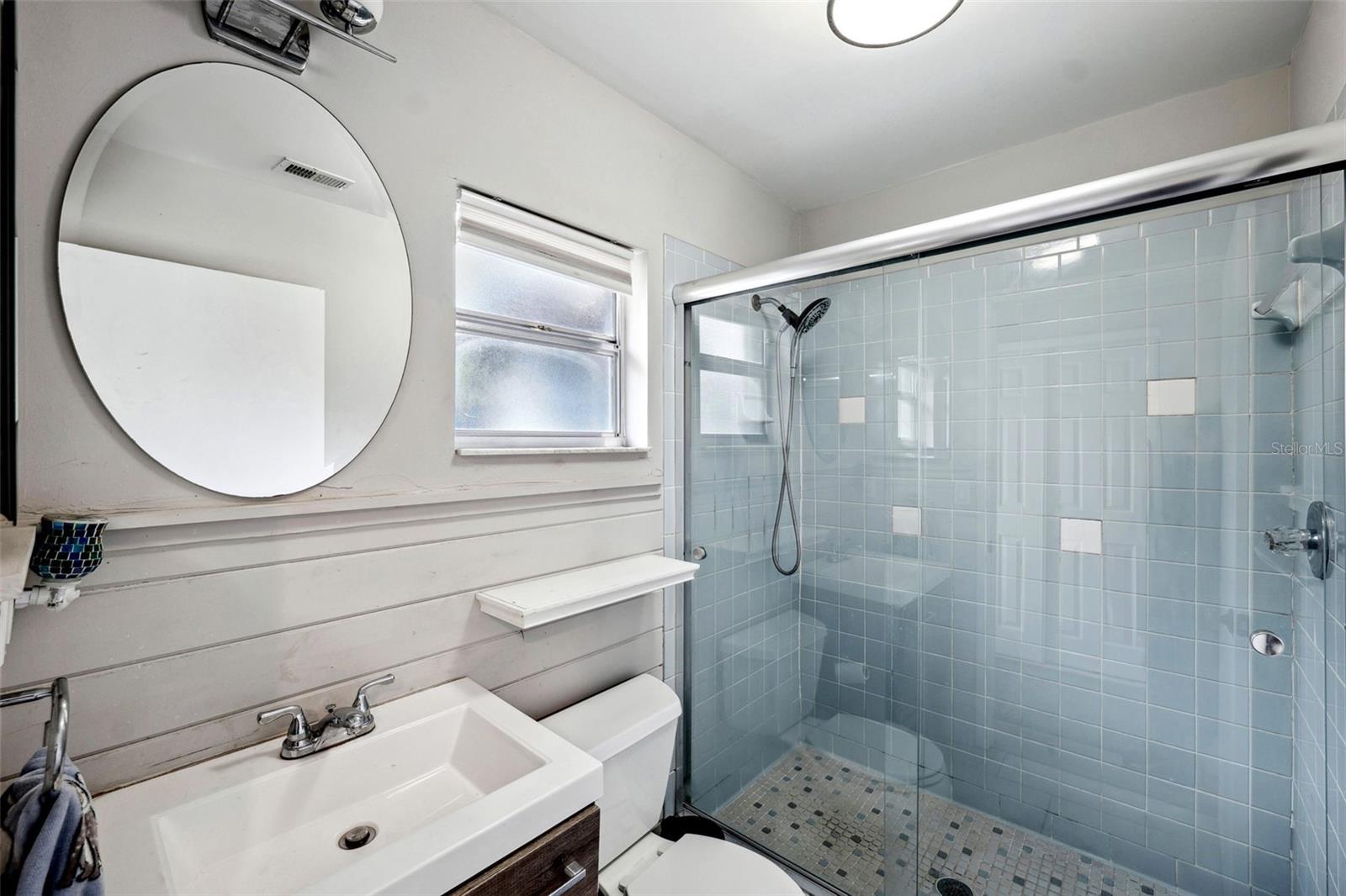 218 W SENECA AVE, TAMPA, FL, 33612