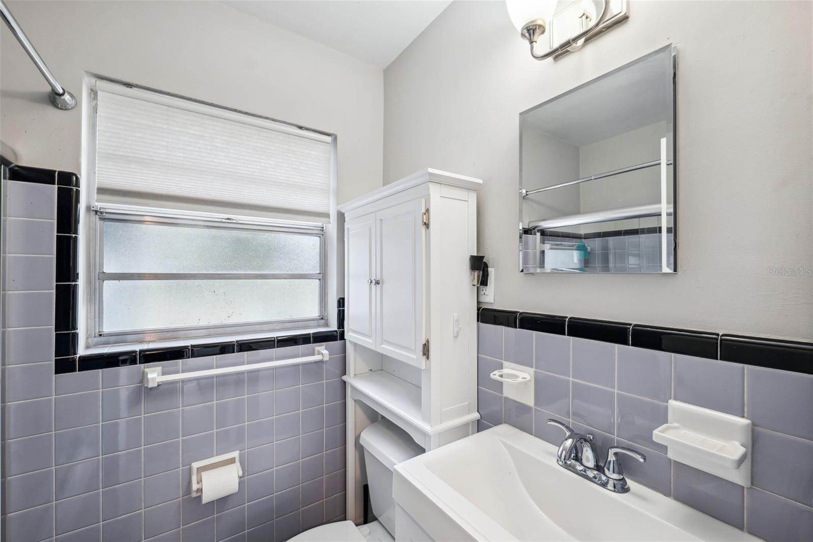 218 W SENECA AVE, TAMPA, FL, 33612
