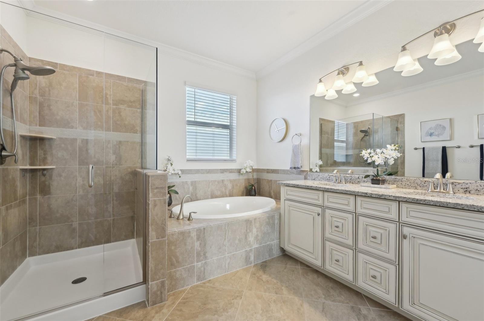 11815 PERENNIAL PL, LAKEWOOD RANCH, FL, 34211