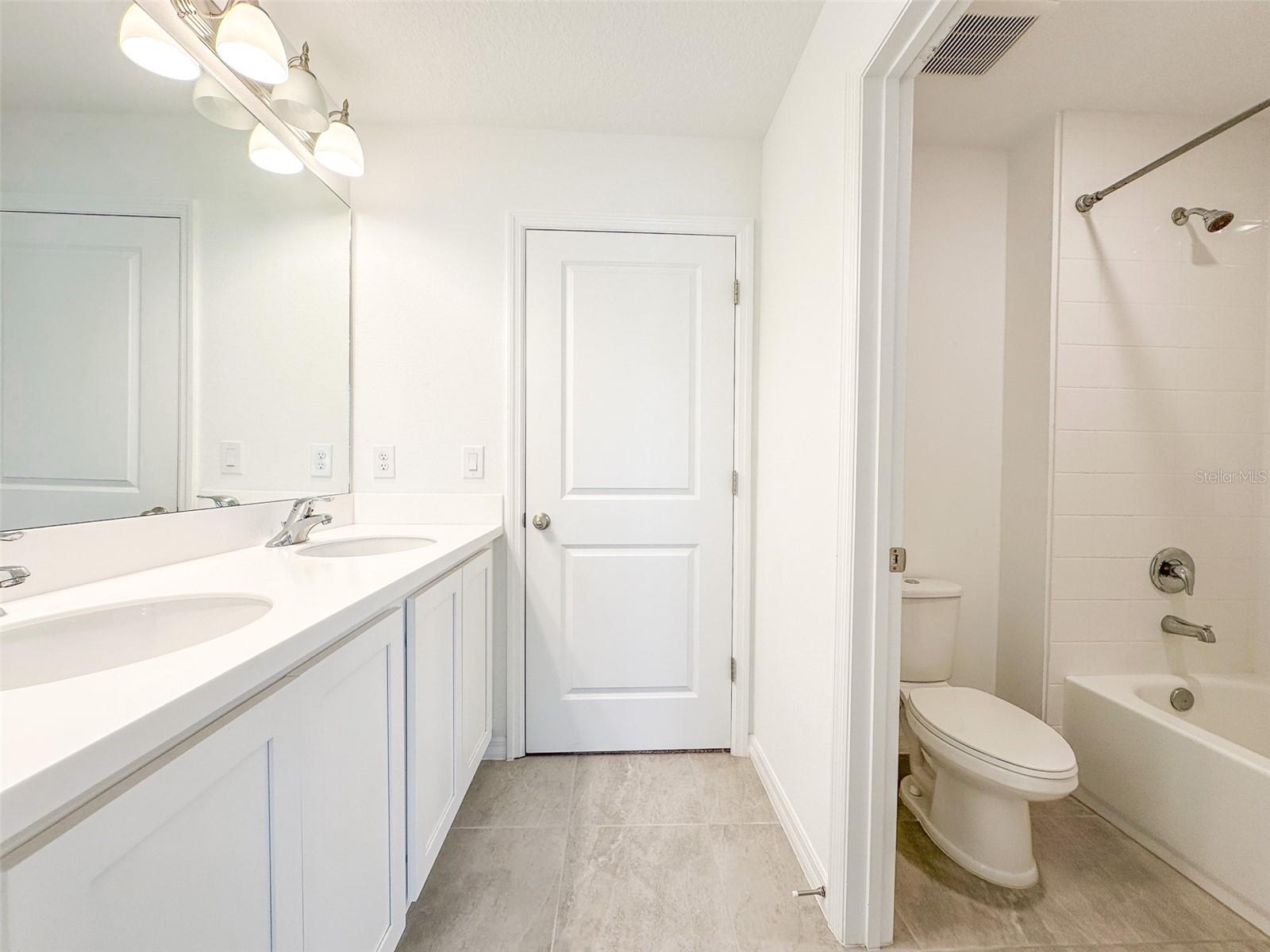 1665 SANIBEL DR, DAVENPORT, FL, 33896