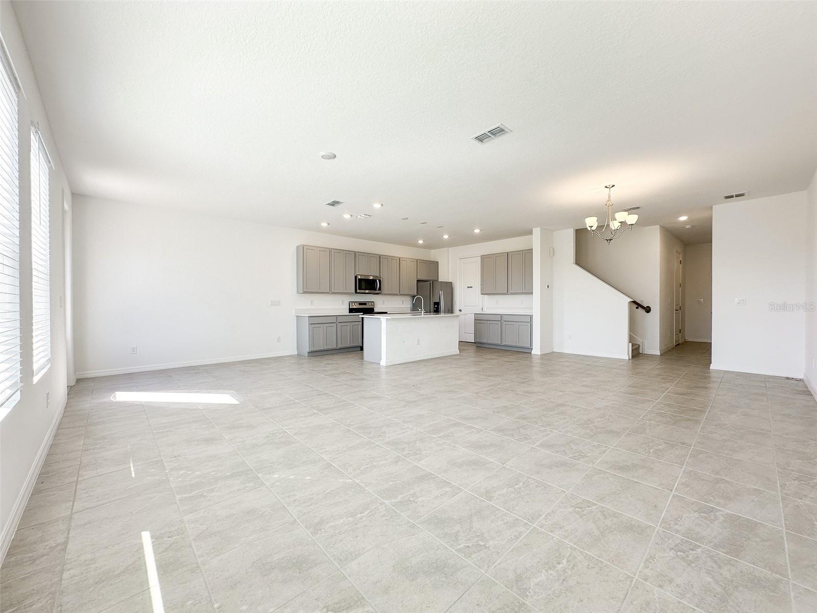 1665 SANIBEL DR, DAVENPORT, FL, 33896