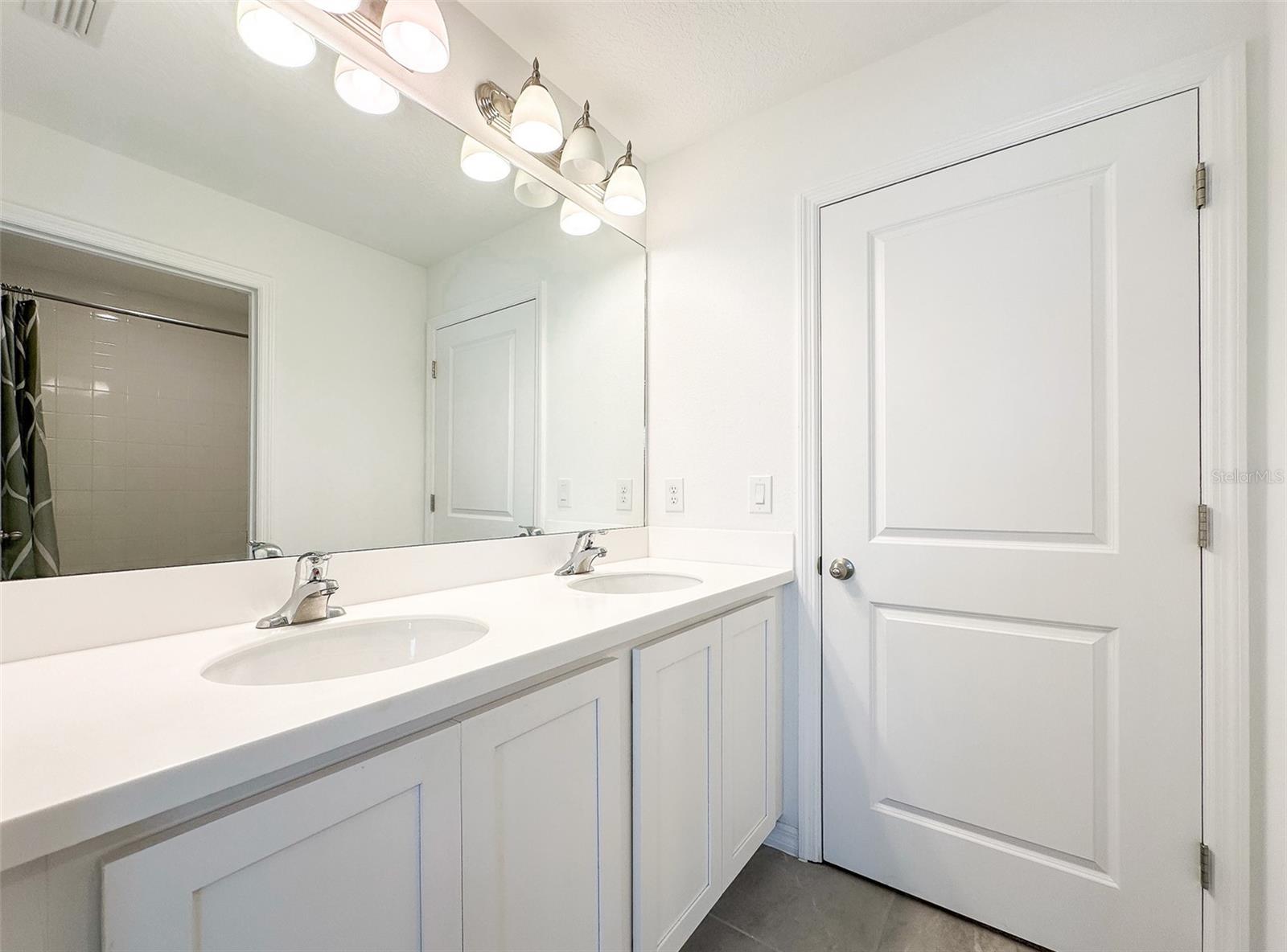 1665 SANIBEL DR, DAVENPORT, FL, 33896