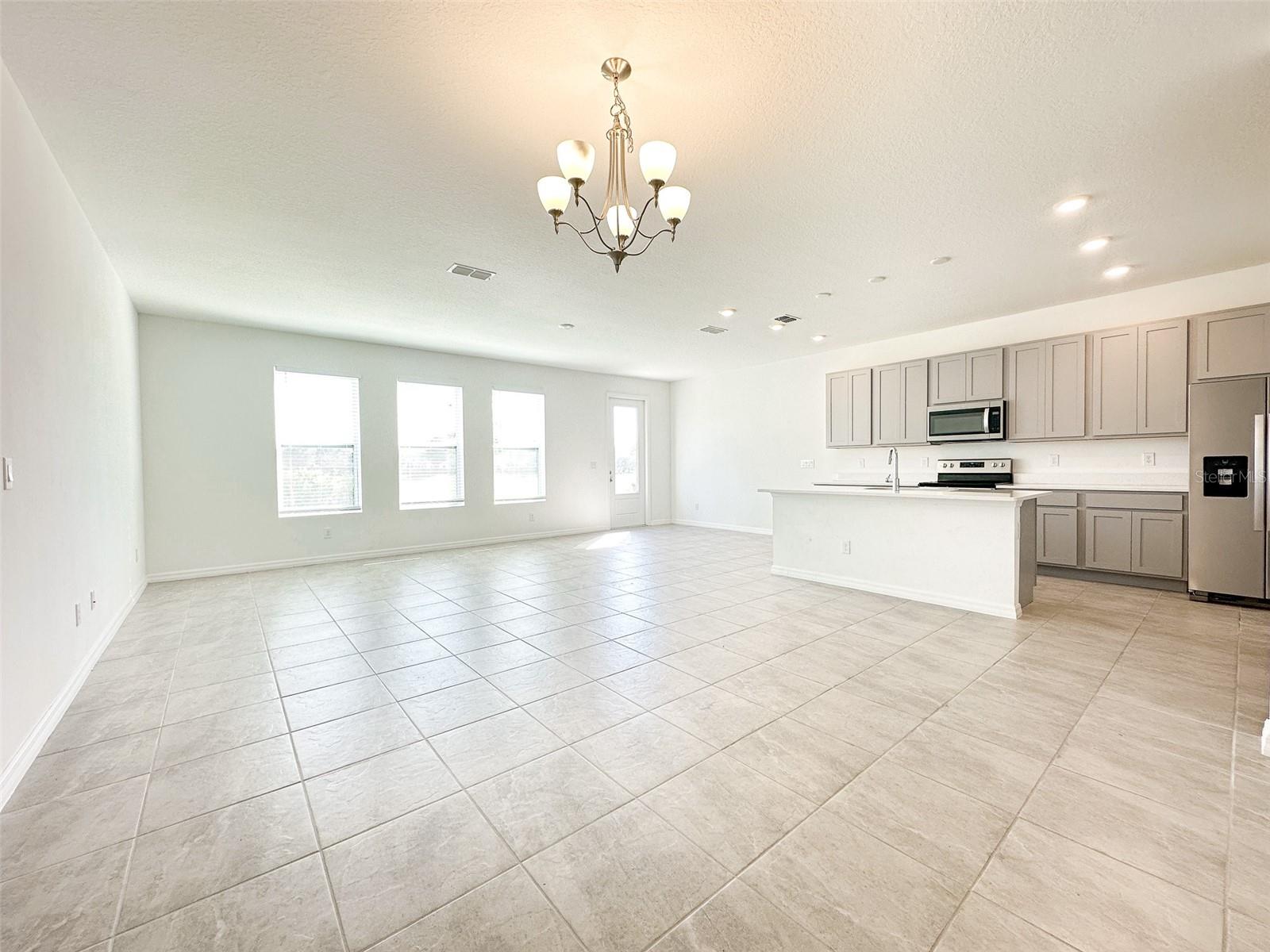 1665 SANIBEL DR, DAVENPORT, FL, 33896