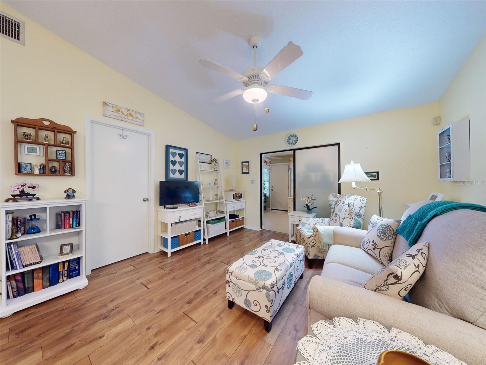 430 TERRACE HILL BLVD #6A, DEBARY, FL, 32713