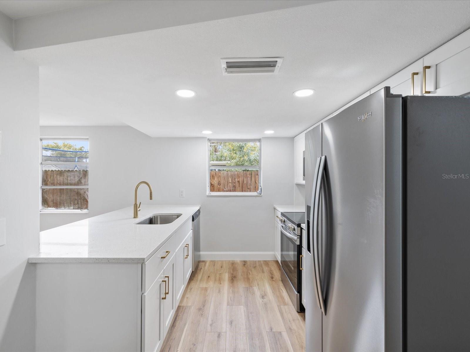 7716 SUE ELLEN DR, PORT RICHEY, FL, 34668