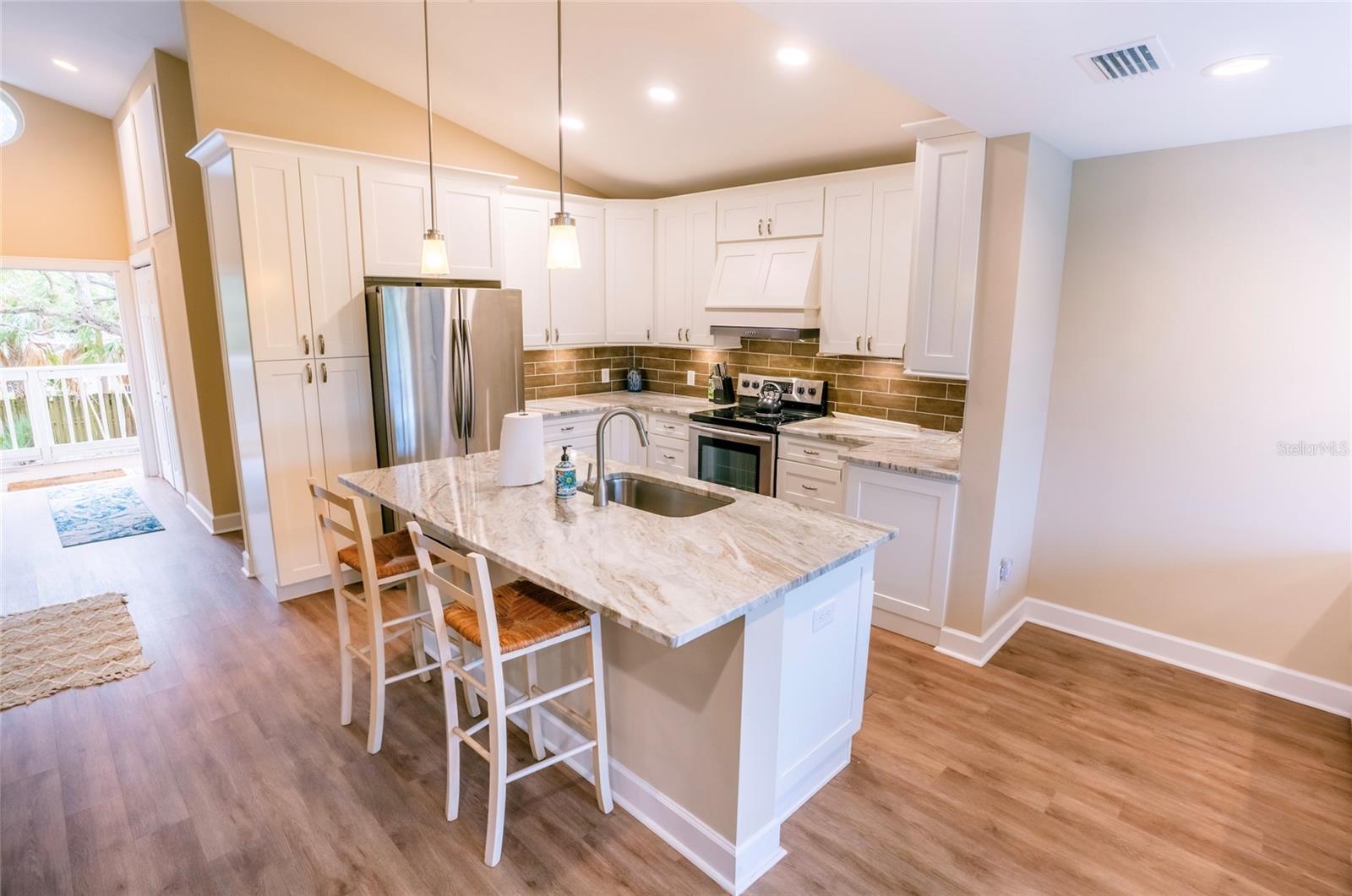 5169 OXFORD DR, SARASOTA, FL, 34242
