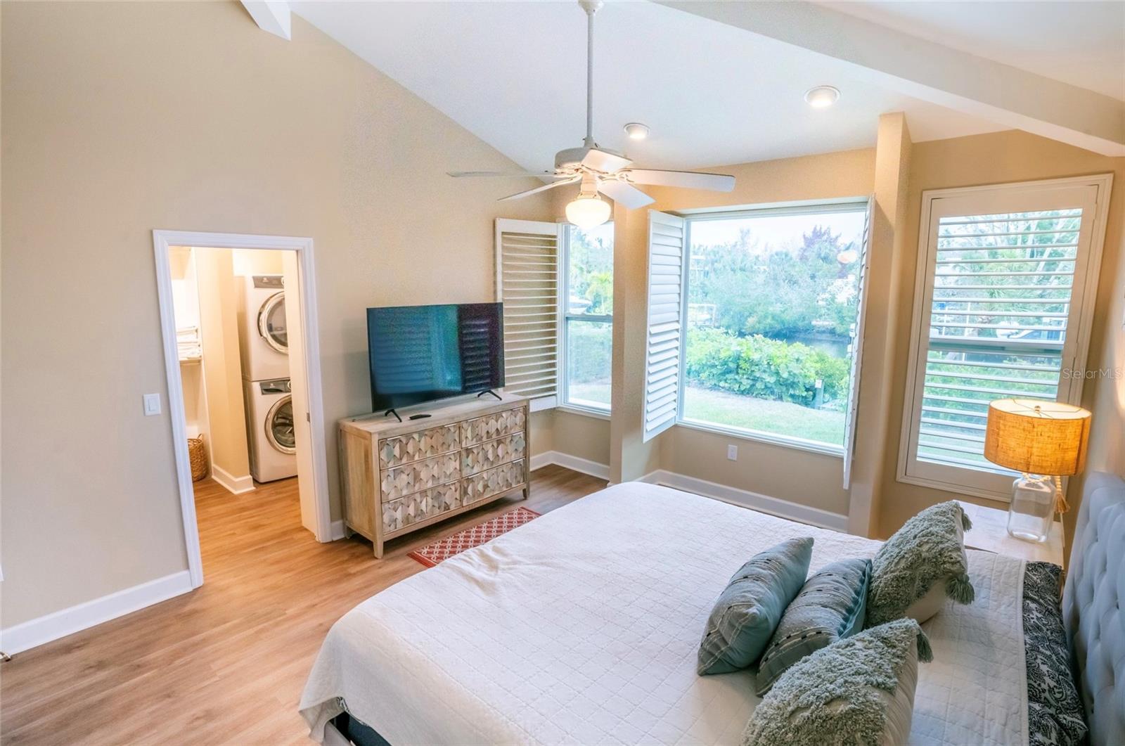 5169 OXFORD DR, SARASOTA, FL, 34242
