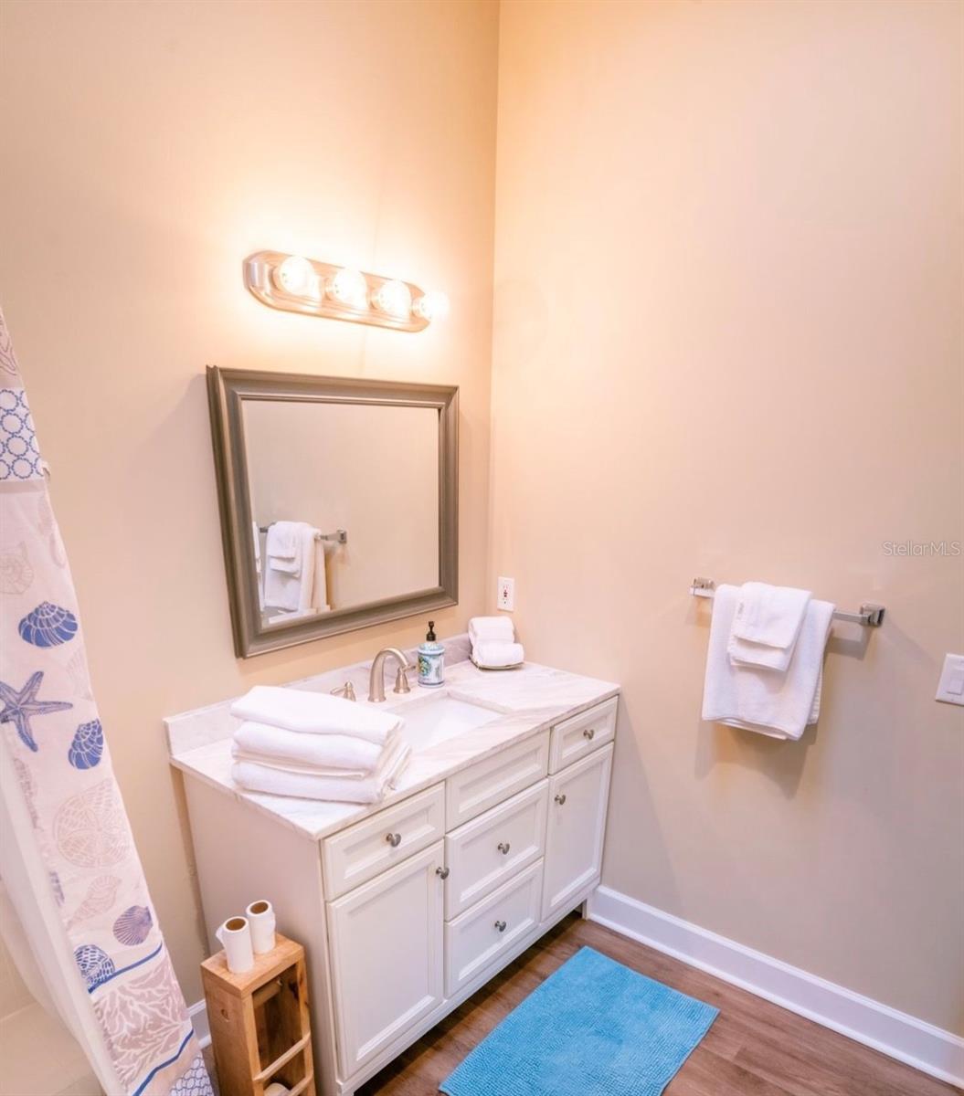 5169 OXFORD DR, SARASOTA, FL, 34242