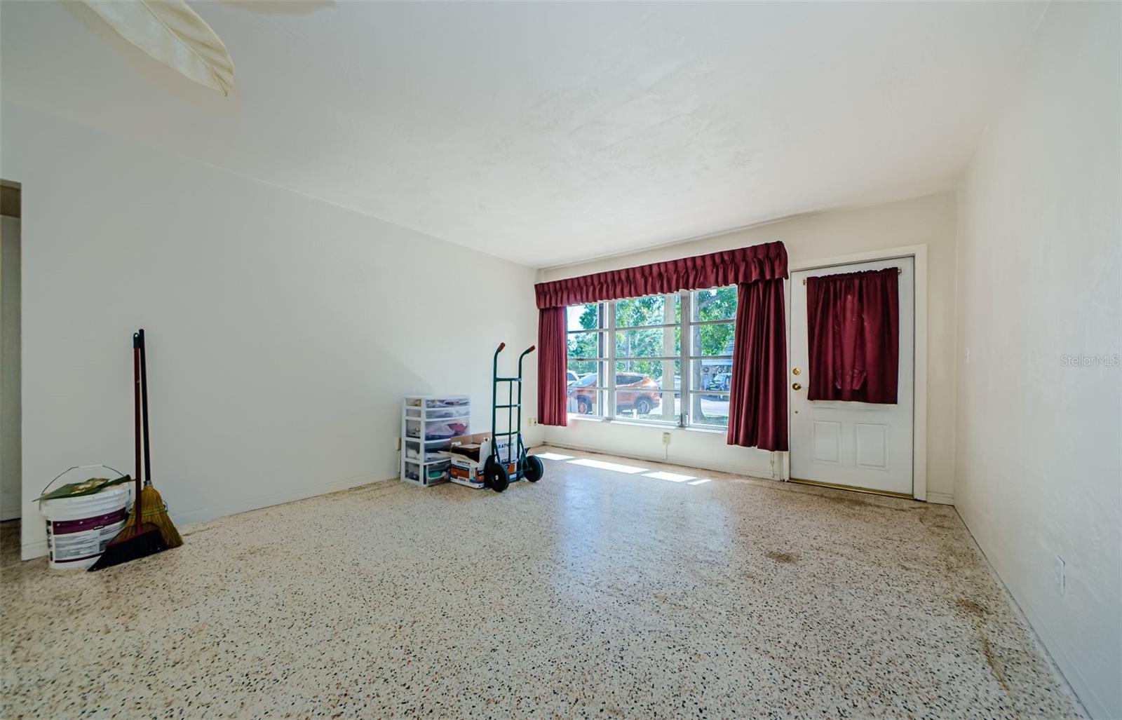 4154 57TH ST N #173, KENNETH CITY, FL, 33709