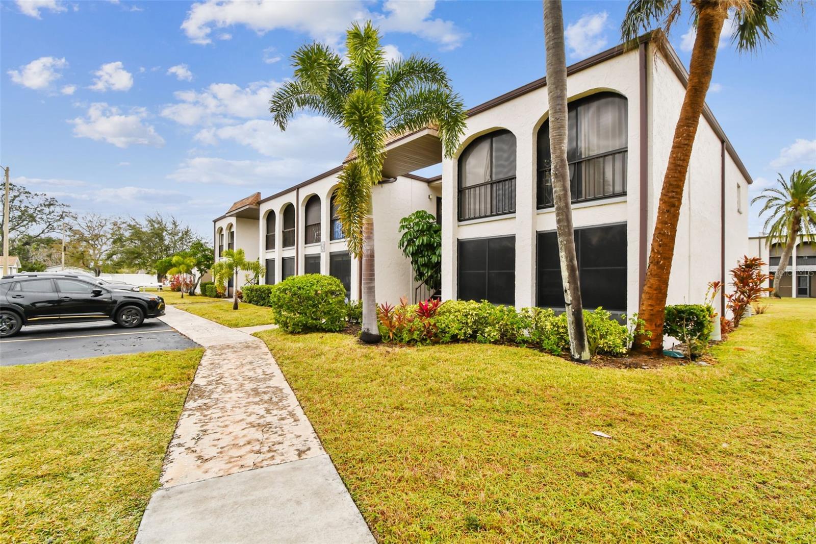 7701 STARKEY RD #105, SEMINOLE, FL, 33777