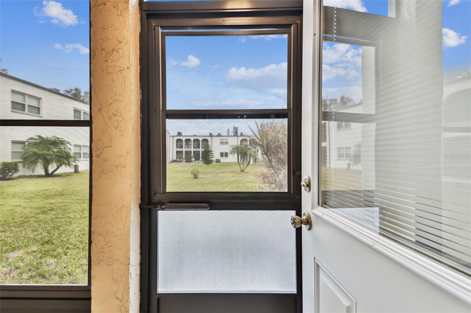 7701 STARKEY RD #105, SEMINOLE, FL, 33777