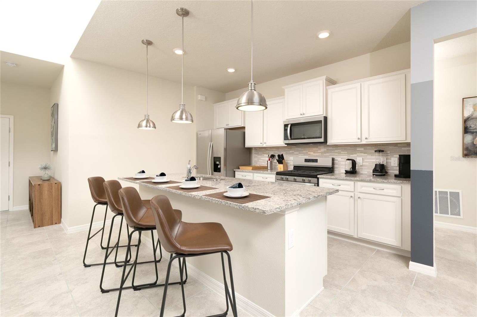 7208 OAKMOSS LOOP, DAVENPORT, FL, 33837