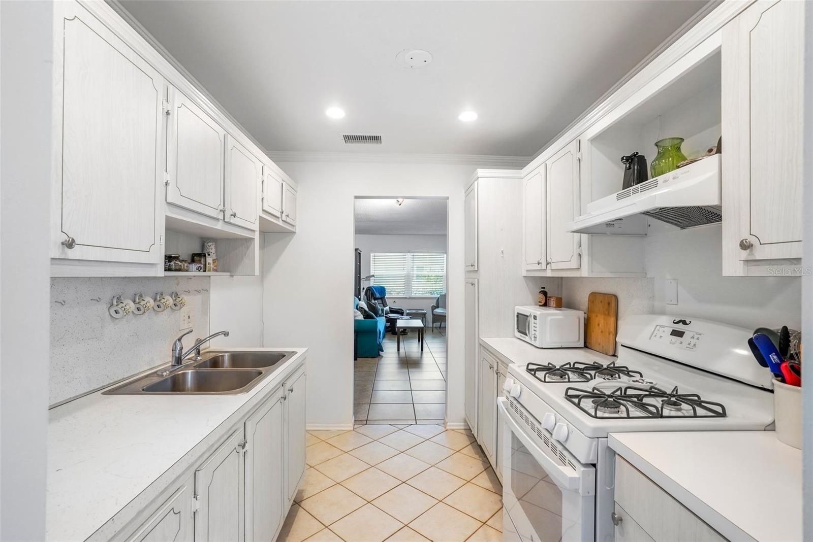 5267 81ST ST N #5, ST PETERSBURG, FL, 33709