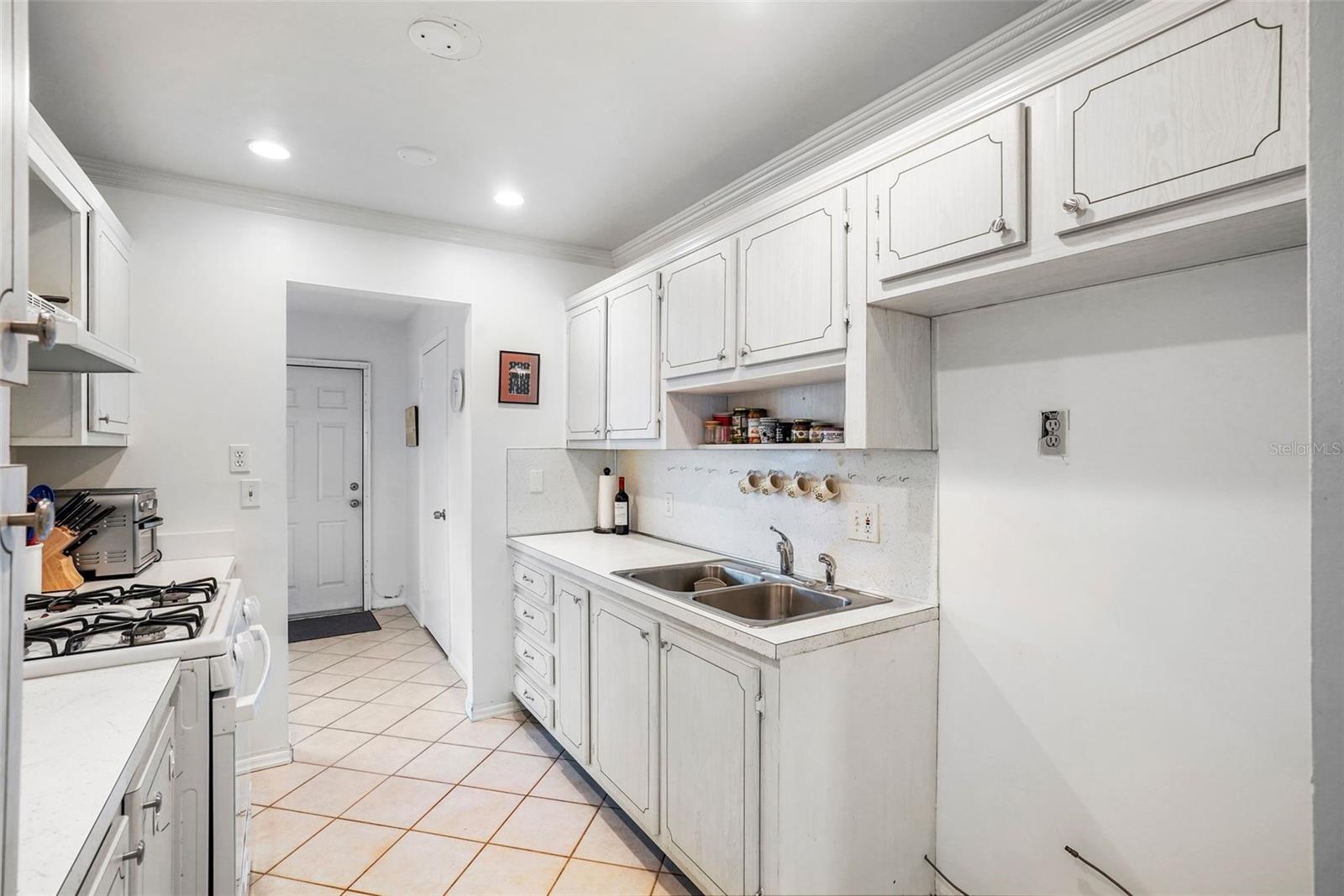 5267 81ST ST N #5, ST PETERSBURG, FL, 33709