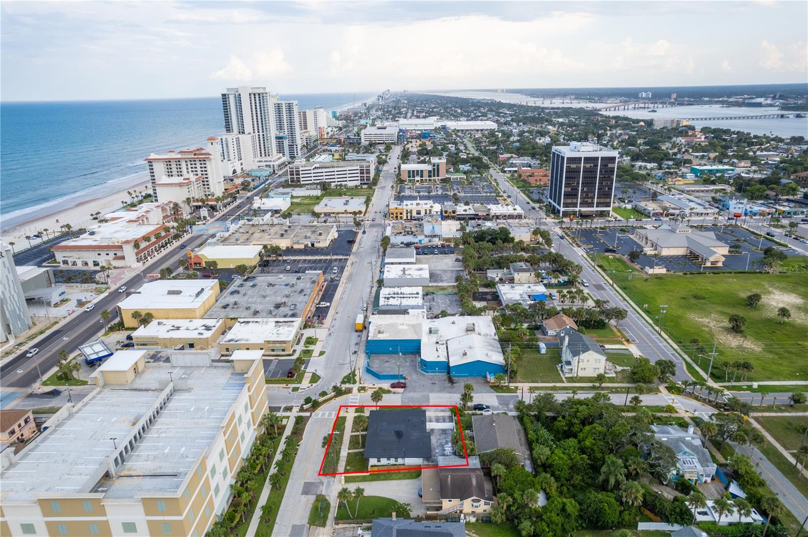 701 N GRANDVIEW AVE, DAYTONA BEACH, FL, 32118