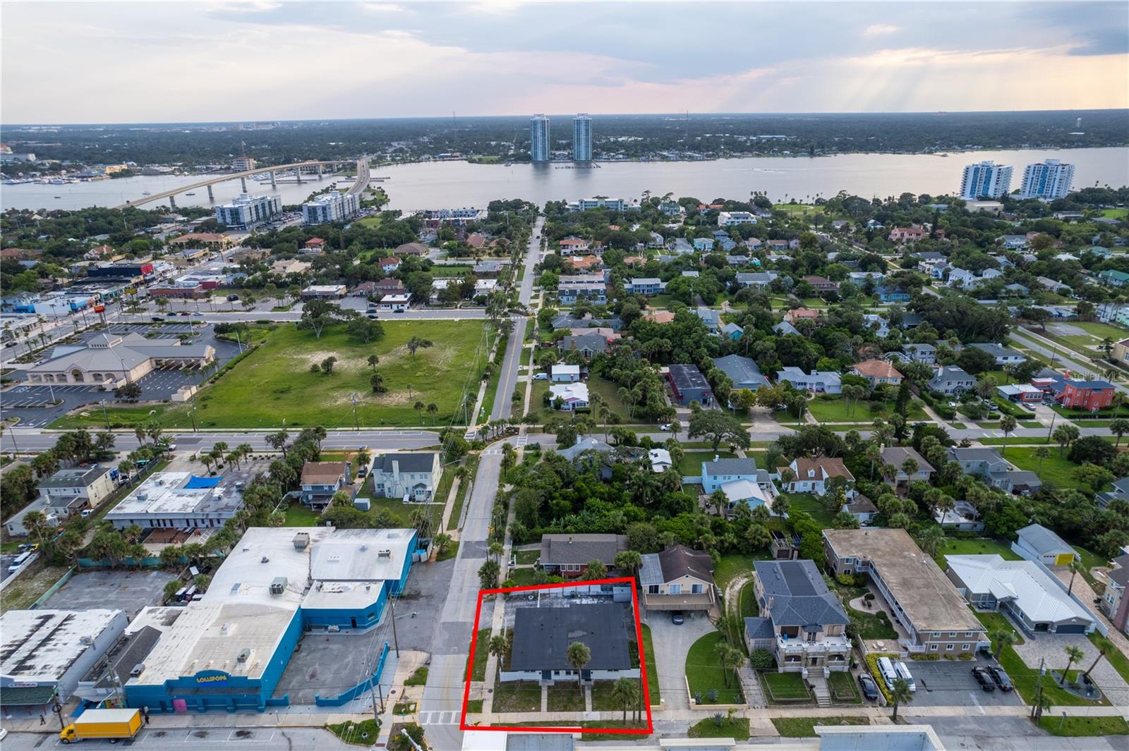 701 N GRANDVIEW AVE, DAYTONA BEACH, FL, 32118