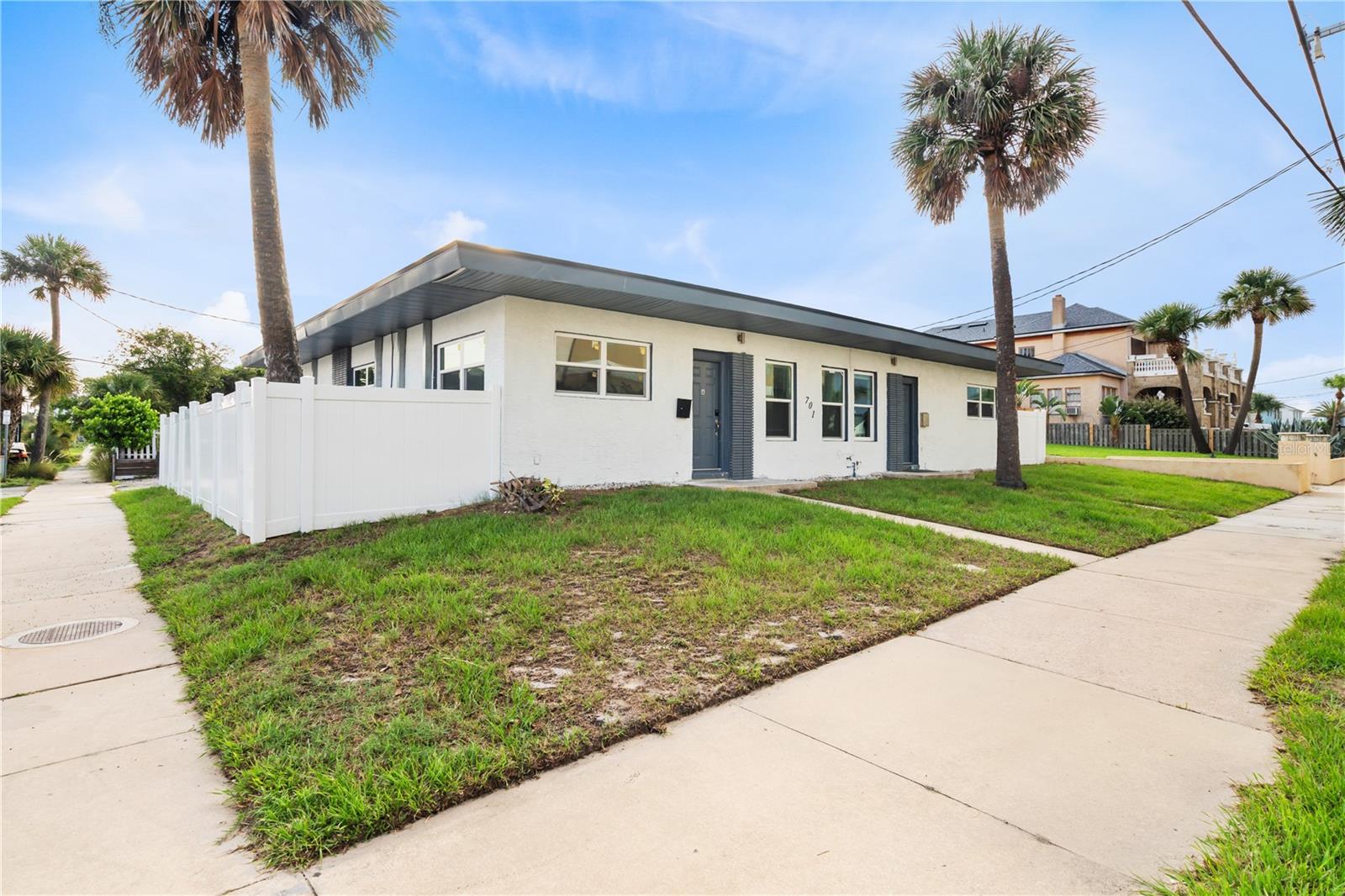 701 N GRANDVIEW AVE, DAYTONA BEACH, FL, 32118