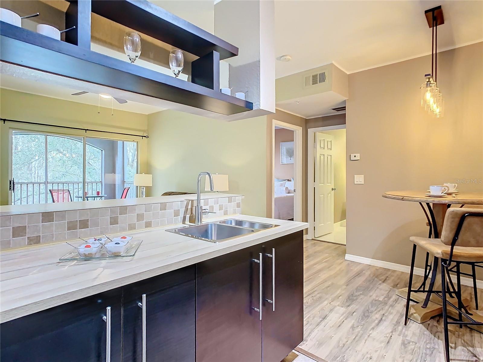 13215 SANCTUARY COVE DR #303, TEMPLE TERRACE, FL, 33637