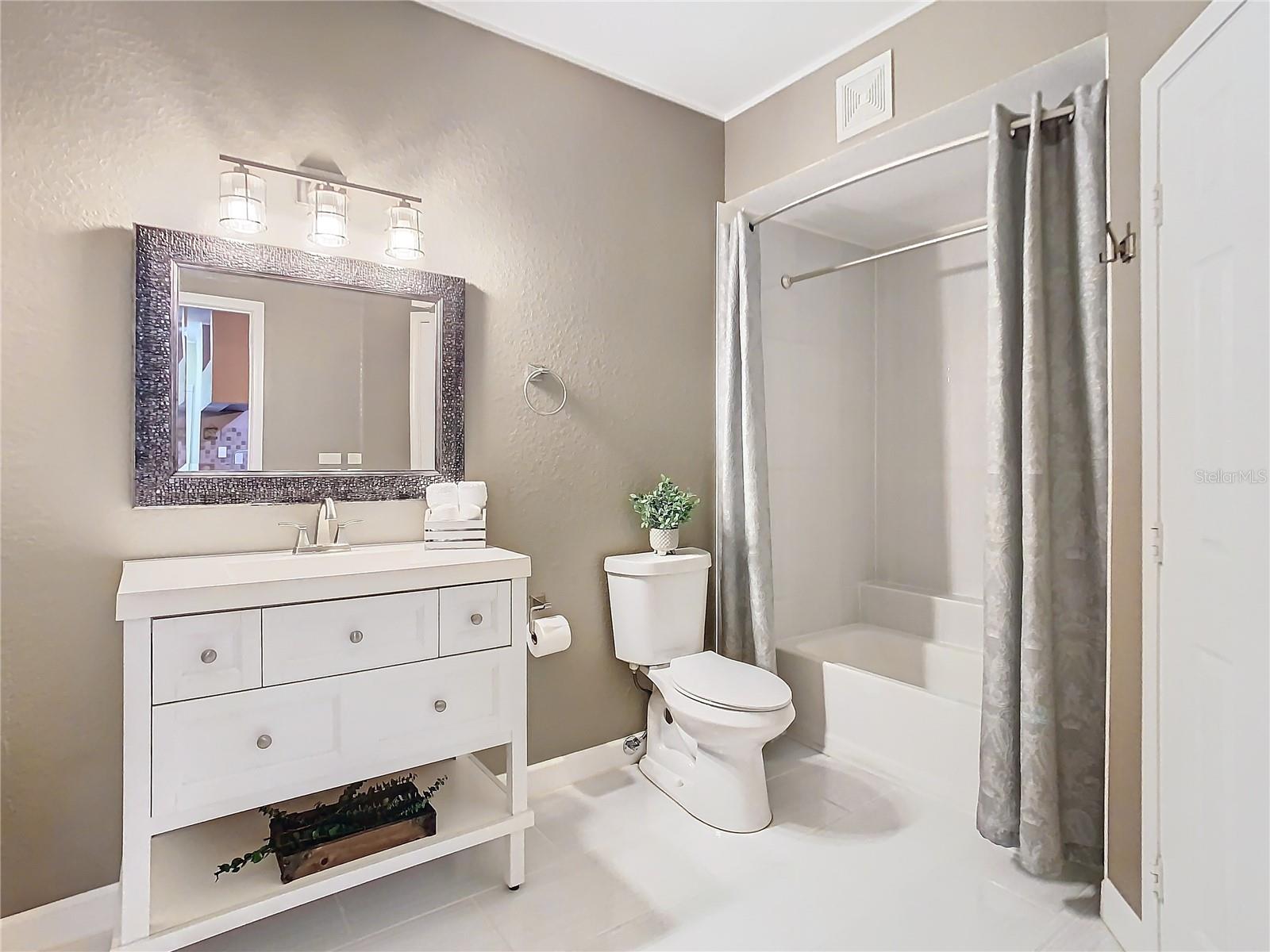13215 SANCTUARY COVE DR #303, TEMPLE TERRACE, FL, 33637