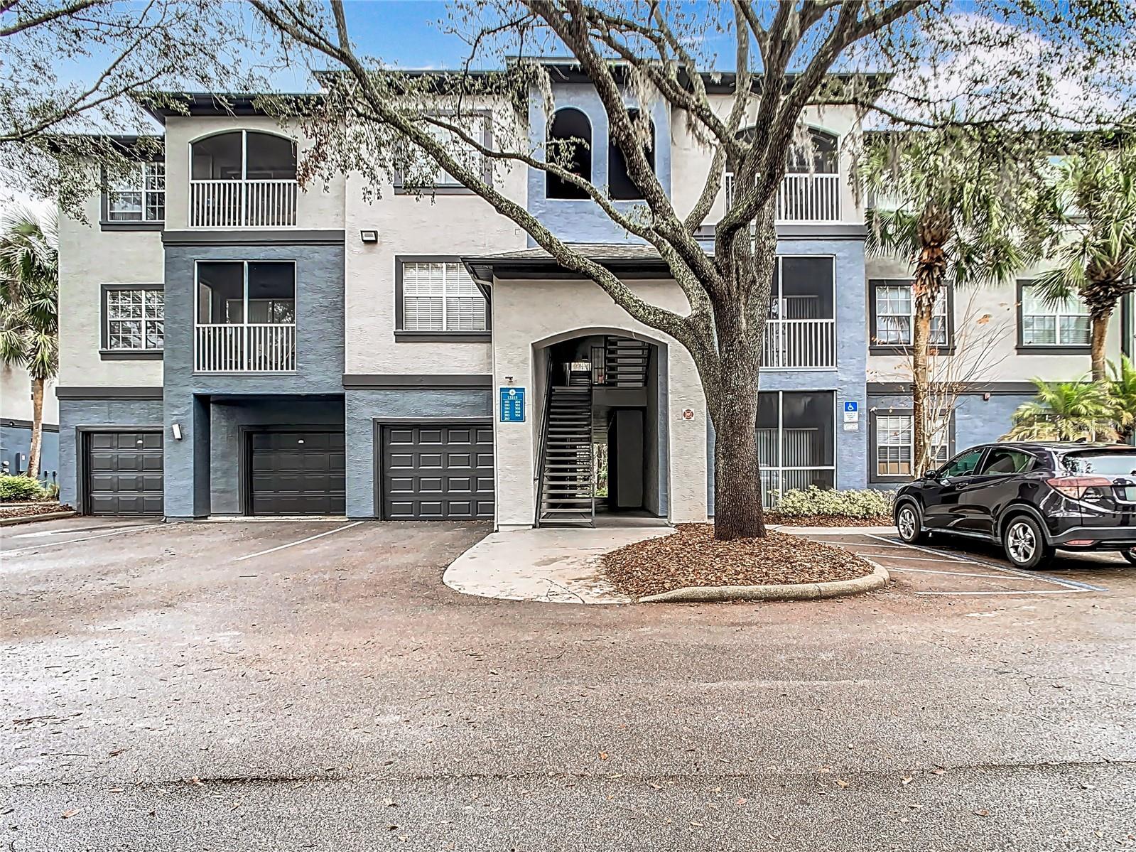 13215 SANCTUARY COVE DR #303, TEMPLE TERRACE, FL, 33637