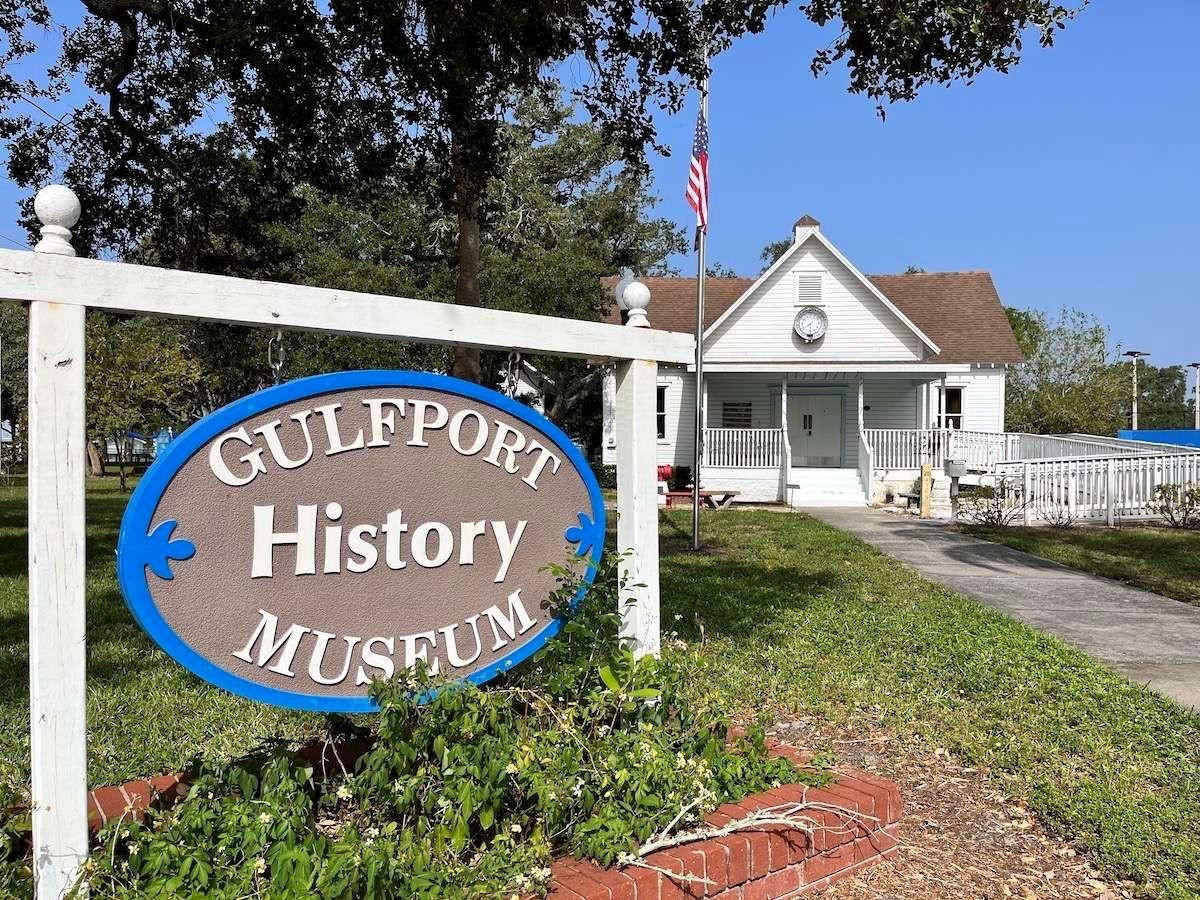 3010 59TH ST S #304, GULFPORT, FL, 33707