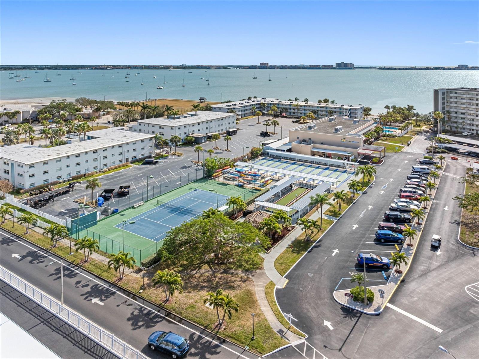 3010 59TH ST S #304, GULFPORT, FL, 33707