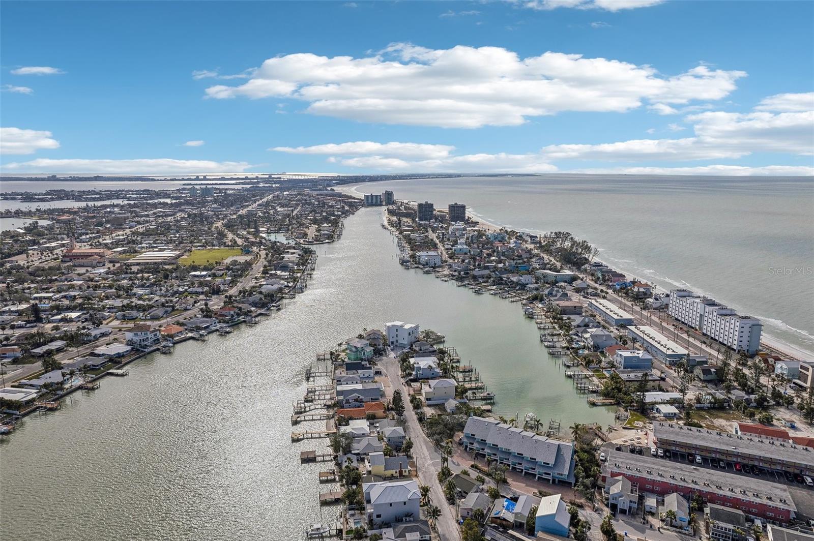 128 BAY PLZ, TREASURE ISLAND, FL, 33706