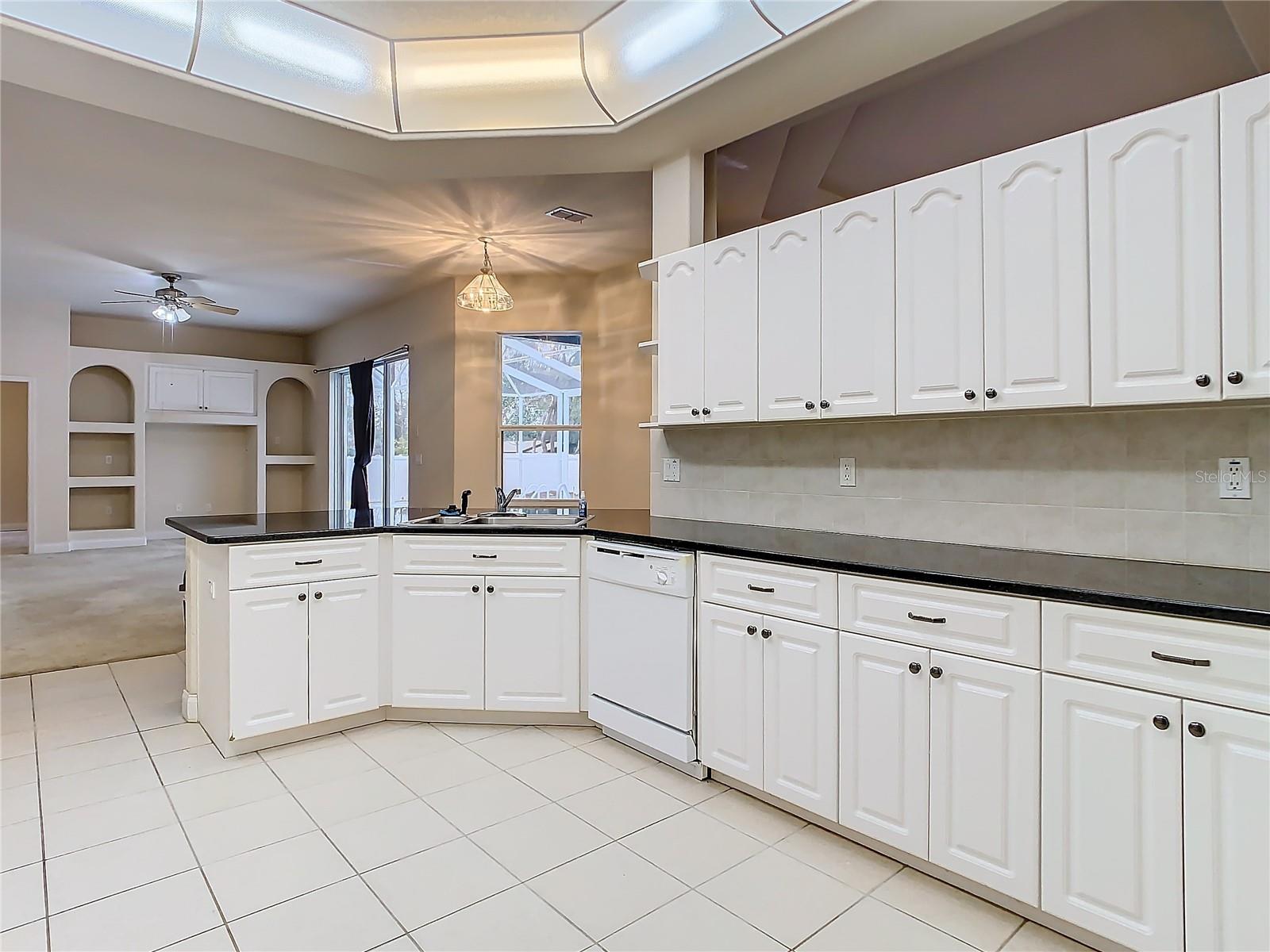 12312 MILLINGTON AVE, WEEKI WACHEE, FL, 34614