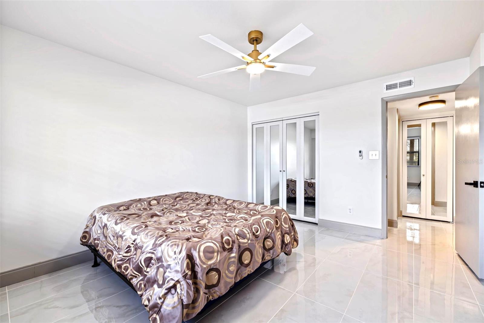 5400 PARK ST N #209, ST PETERSBURG, FL, 33709