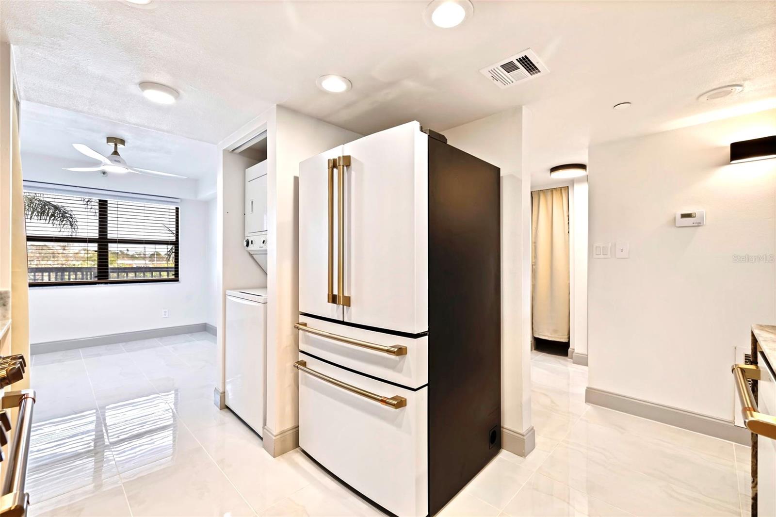 5400 PARK ST N #209, ST PETERSBURG, FL, 33709