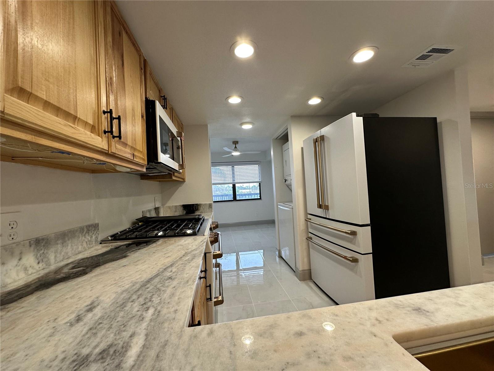 5400 PARK ST N #209, ST PETERSBURG, FL, 33709
