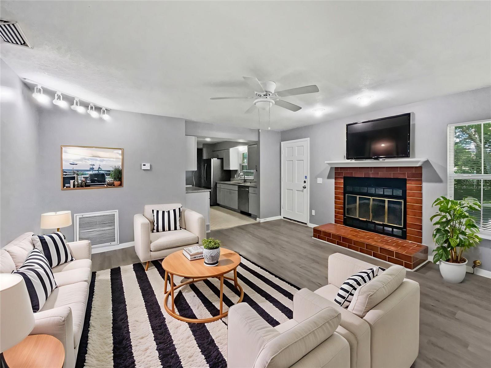 1350 BAILEY AVE, DELTONA, FL, 32725
