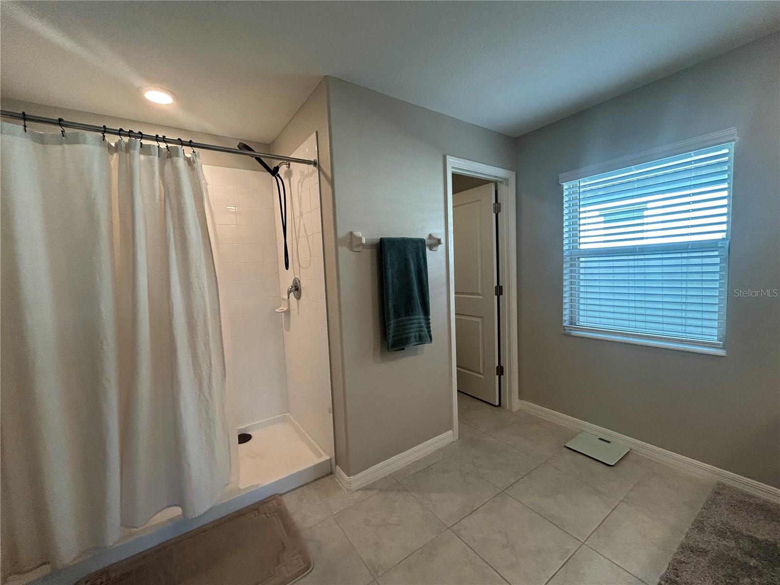 10814 CRUSHED GRAPE DR, RIVERVIEW, FL, 33578