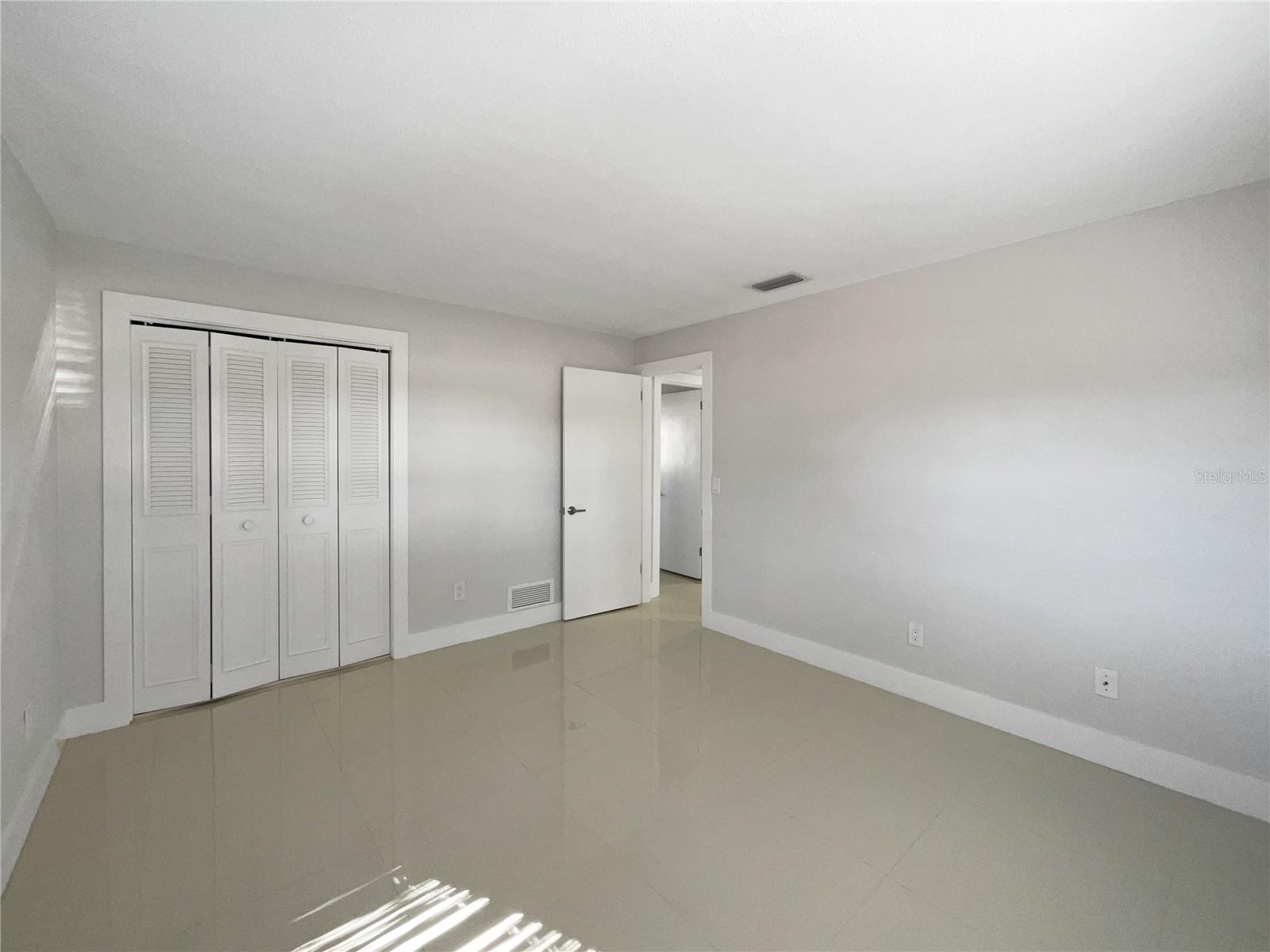 1319 N OLD MILL DR, DELTONA, FL, 32725
