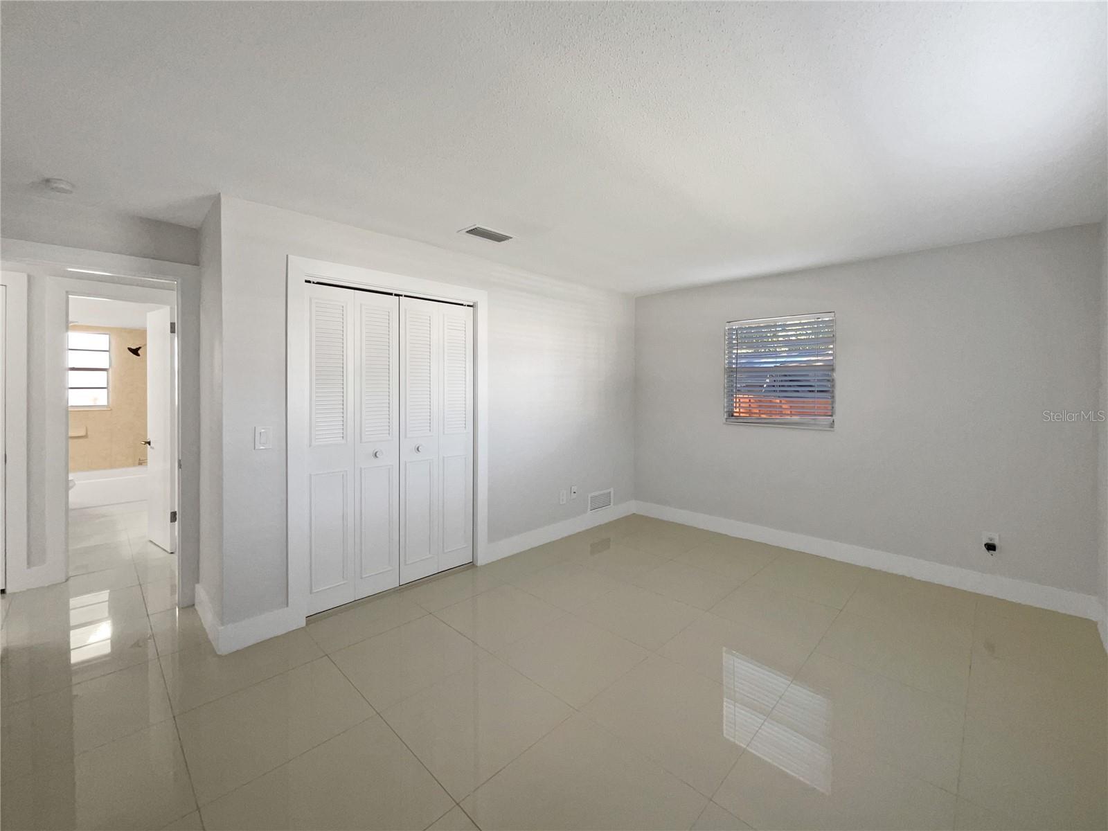1319 N OLD MILL DR, DELTONA, FL, 32725