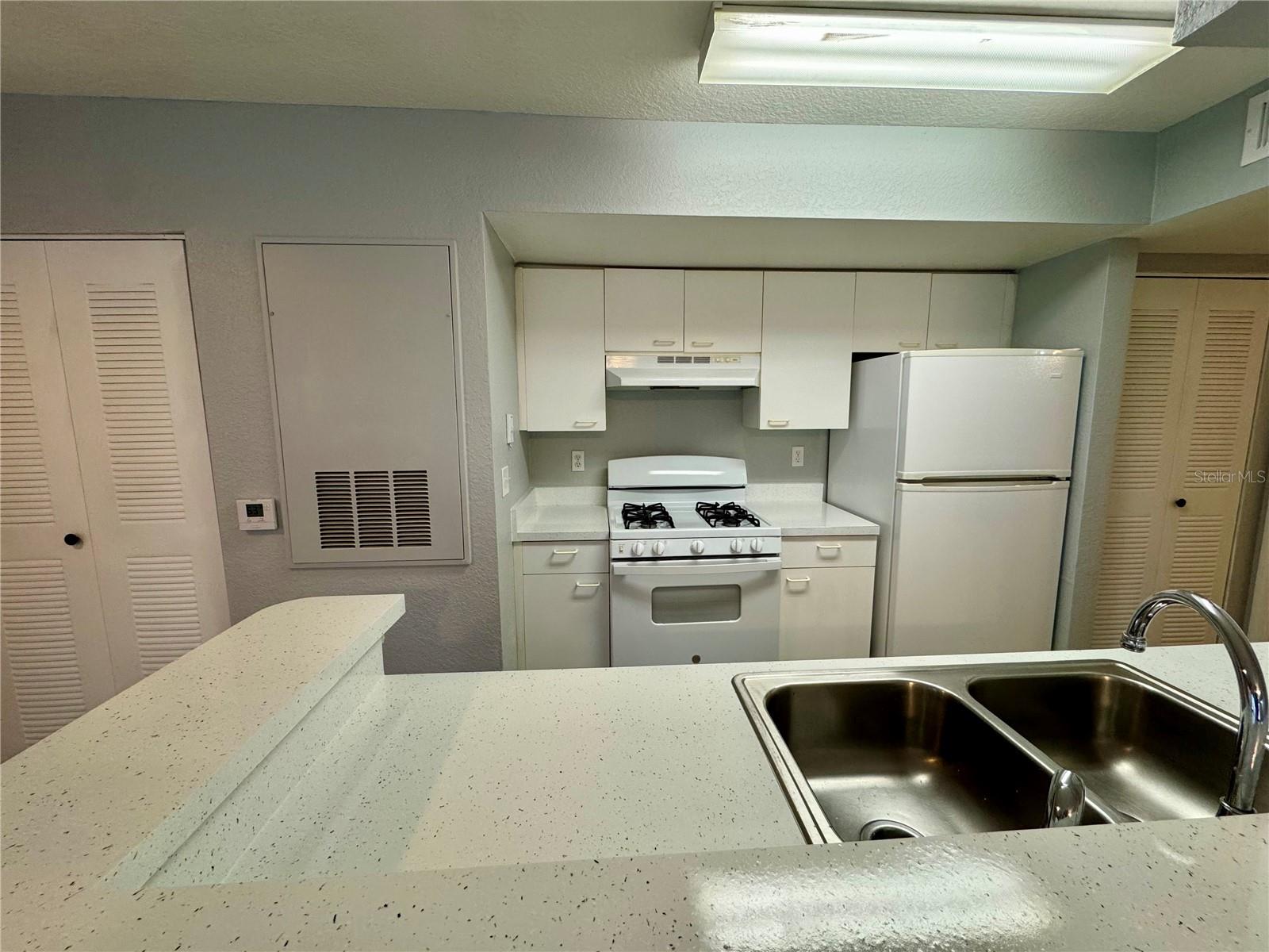 1602 COLUMBIA ARMS CIR #107, KISSIMMEE, FL, 34741