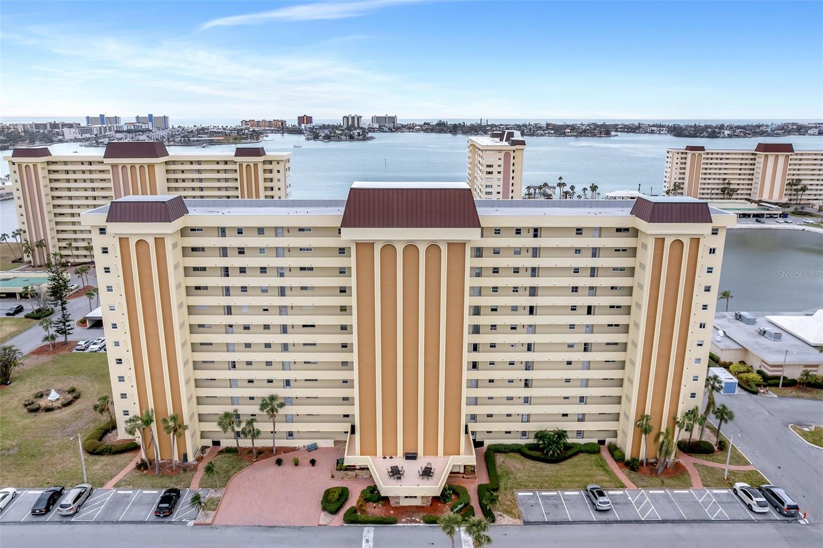4575 COVE CIR #407, ST PETERSBURG, FL, 33708