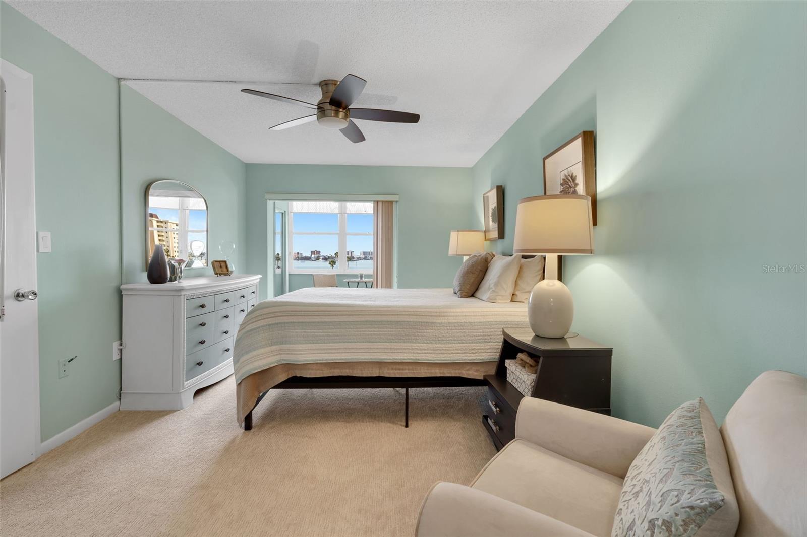 4575 COVE CIR #407, ST PETERSBURG, FL, 33708