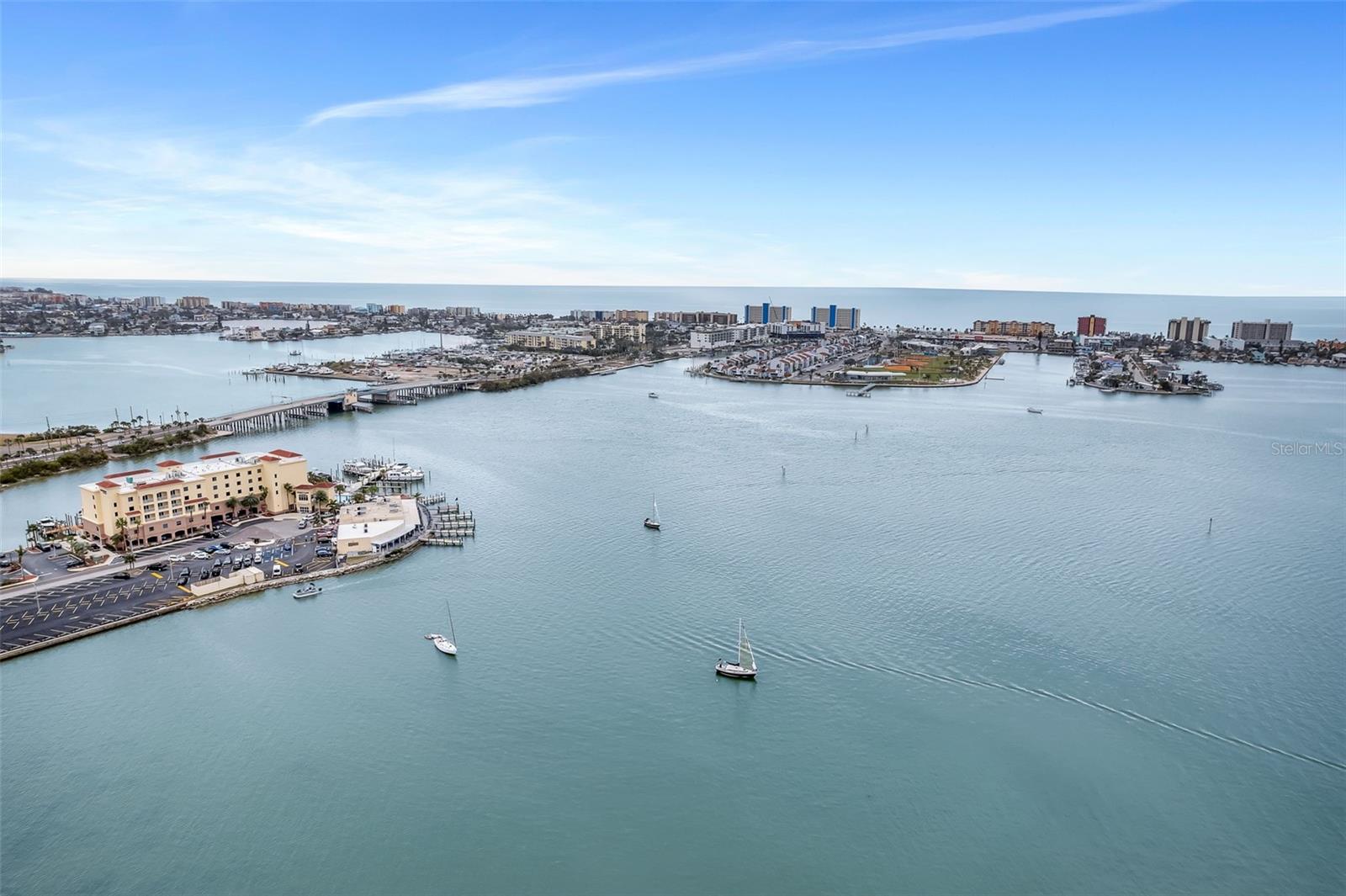 4575 COVE CIR #407, ST PETERSBURG, FL, 33708