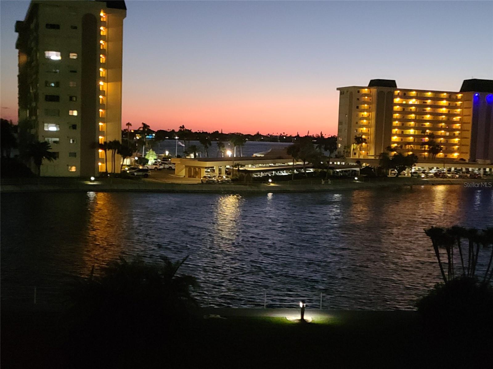 4575 COVE CIR #407, ST PETERSBURG, FL, 33708