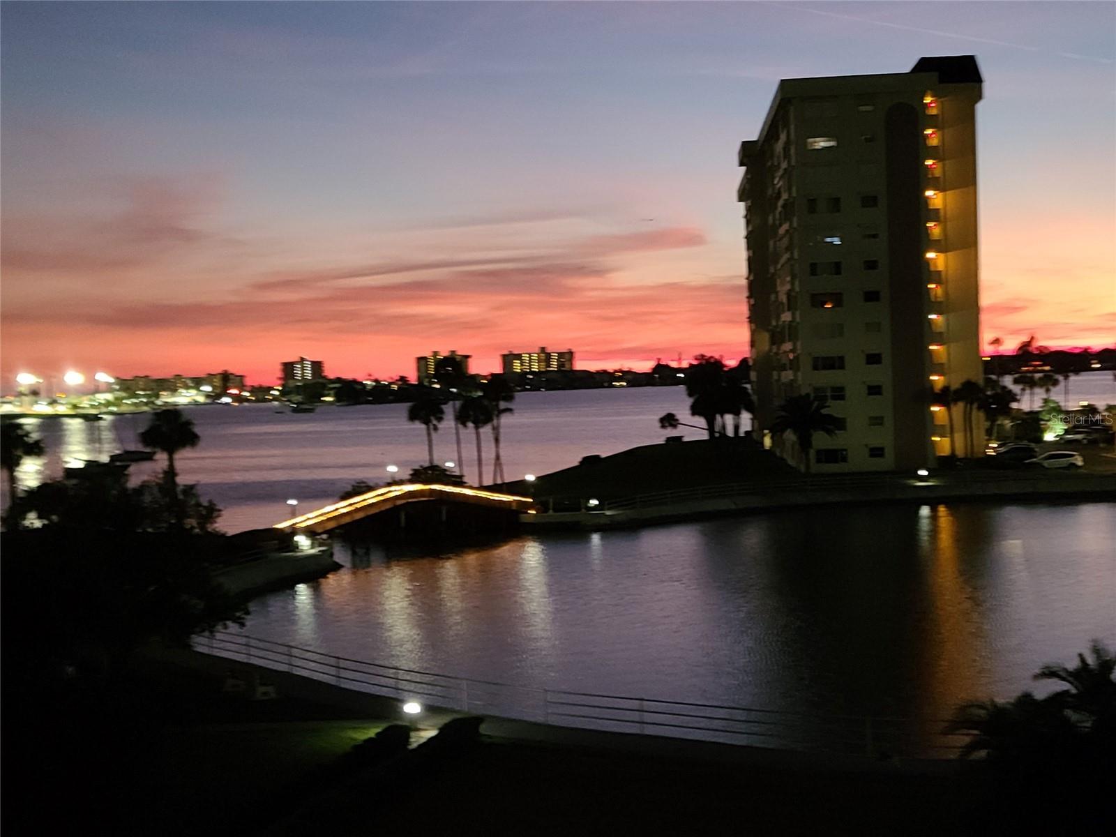 4575 COVE CIR #407, ST PETERSBURG, FL, 33708