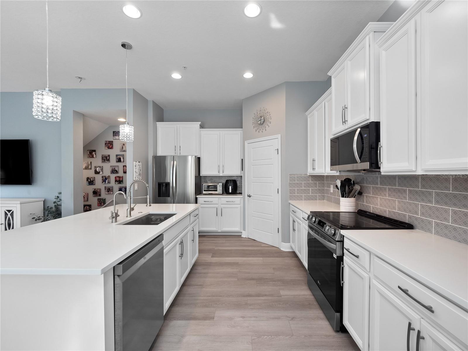 2740 LOBELIA DR, LAKE MARY, FL, 32746