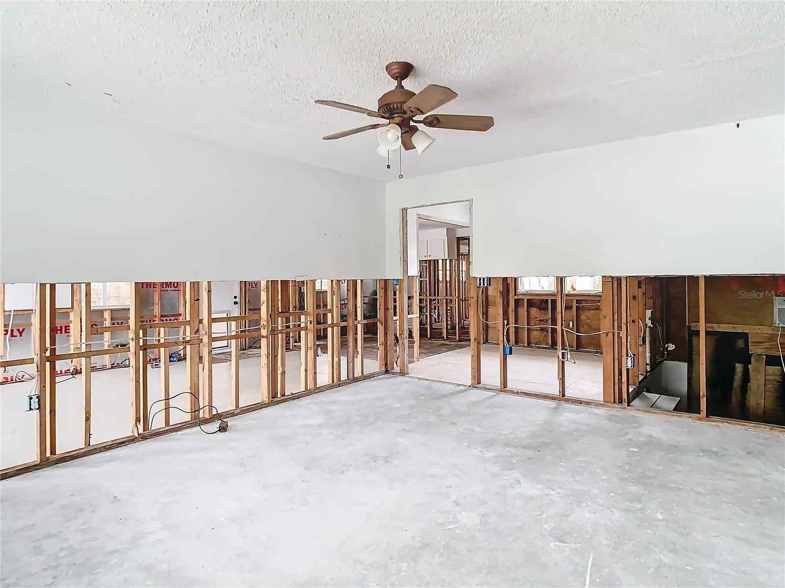 6959 EDGEWATER DR, NEW PORT RICHEY, FL, 34652